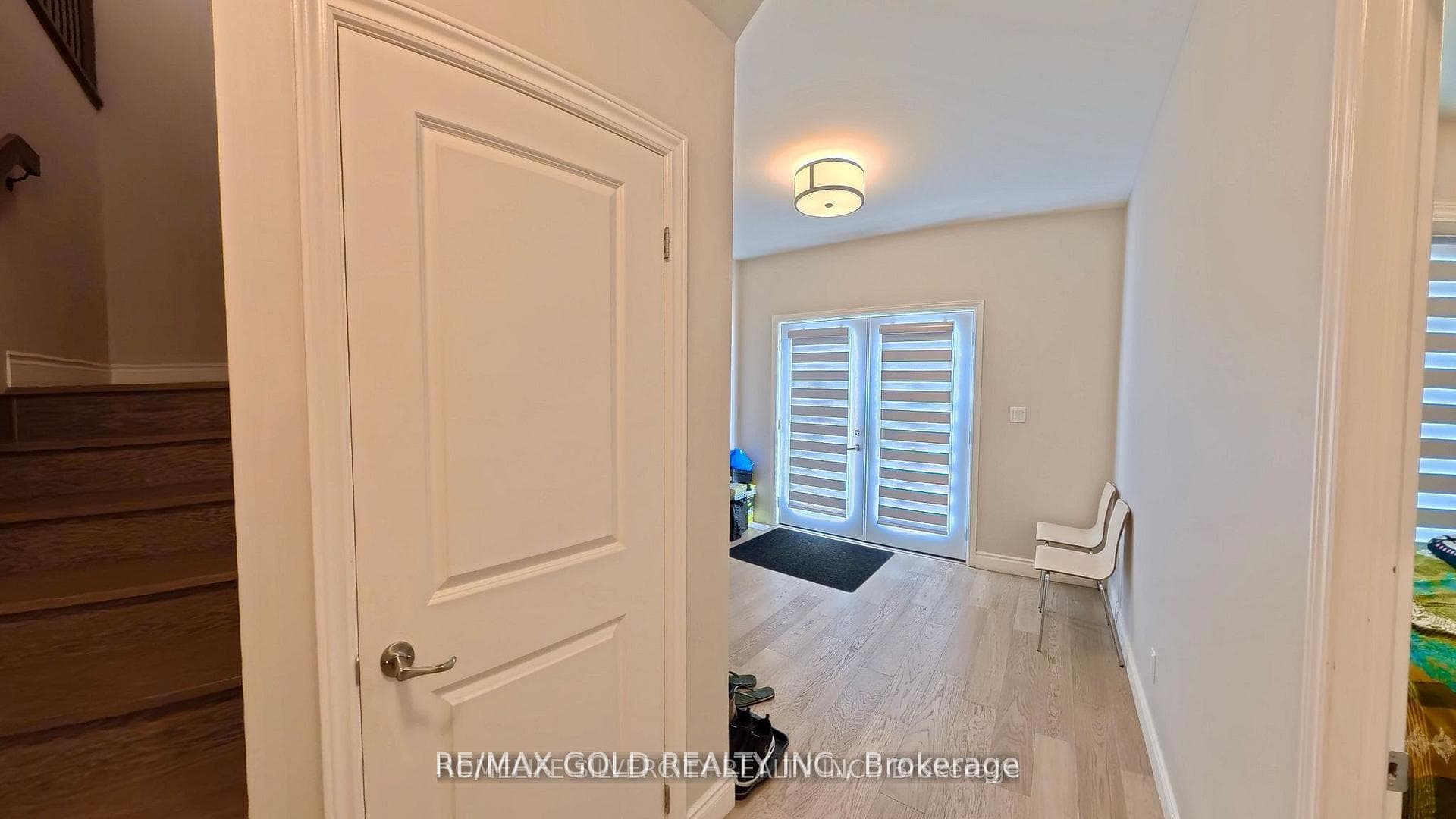 520 Bonaventure Court photo 5