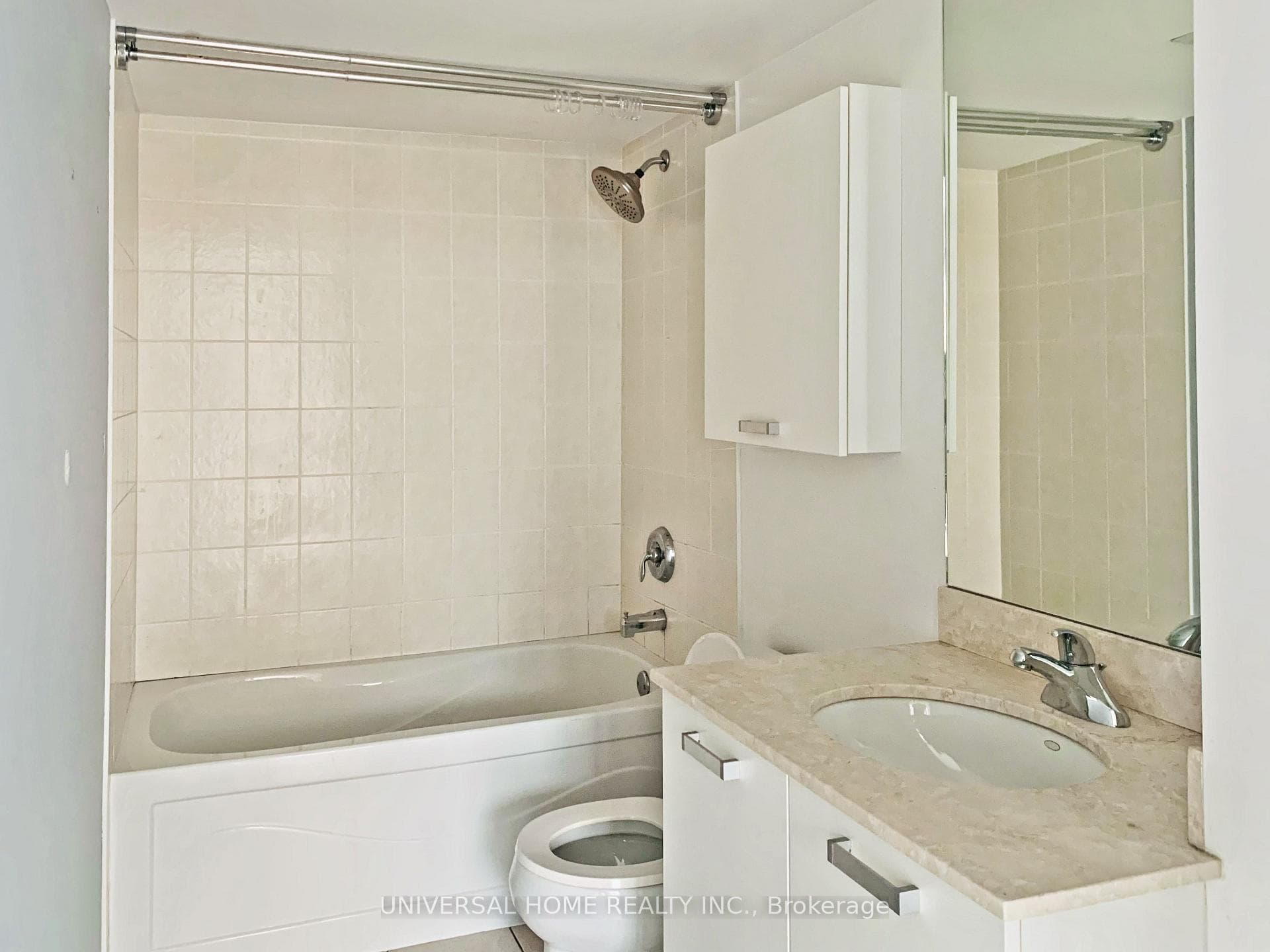 Prim Bathroom