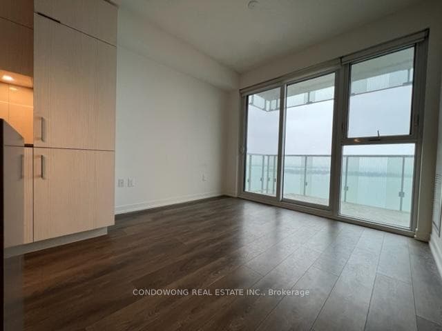 15 Lower Jarvis Street Unit 2904 photo 6