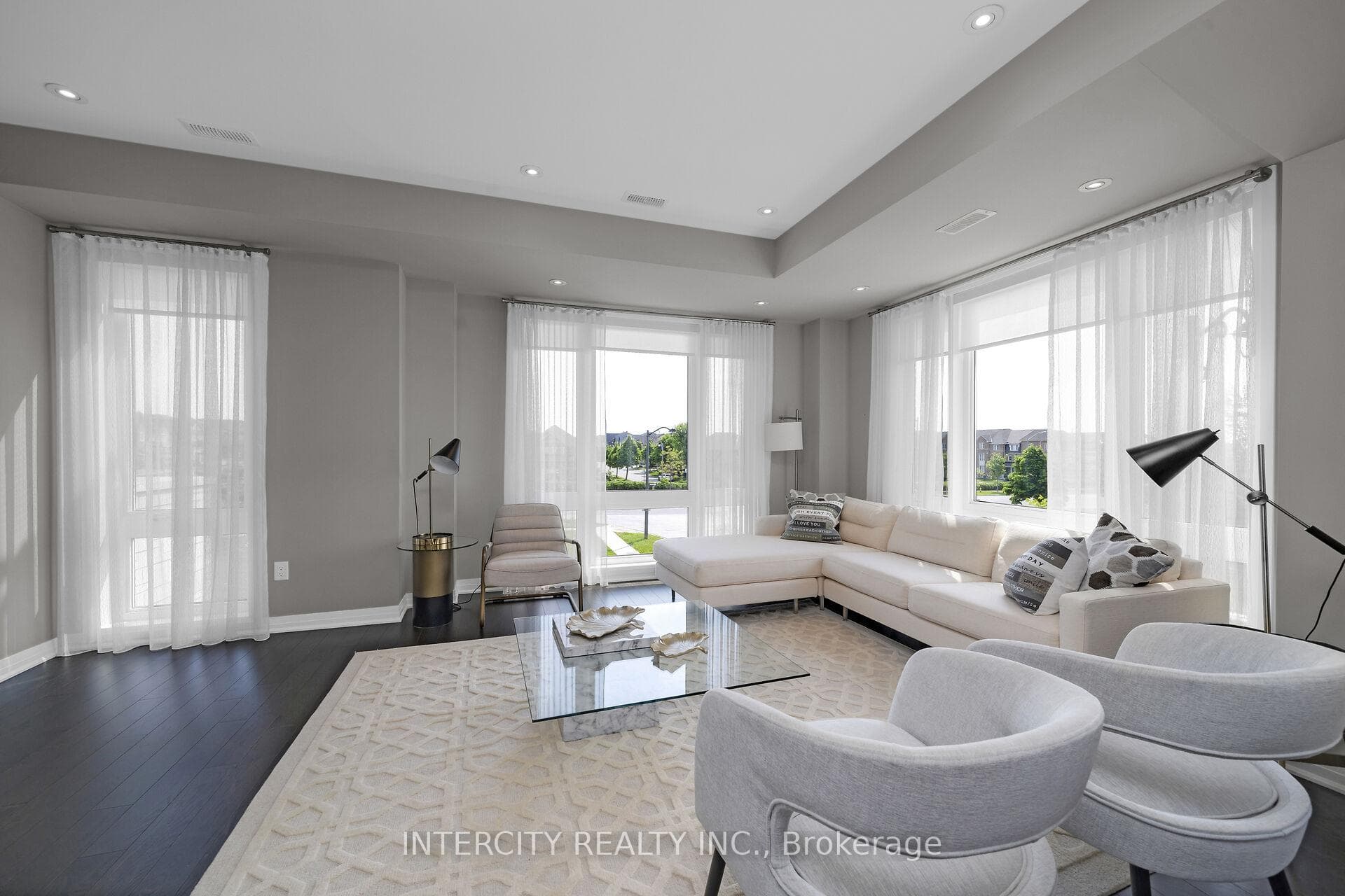 37 Hammersmith Lane photo 9