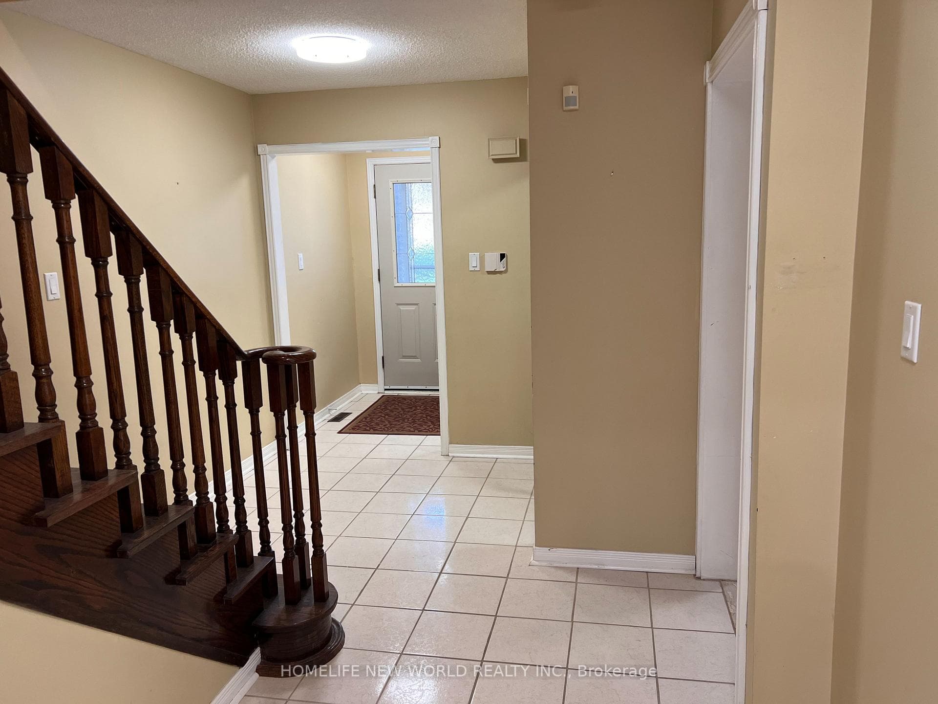 21 Delmark Boulevard photo 13