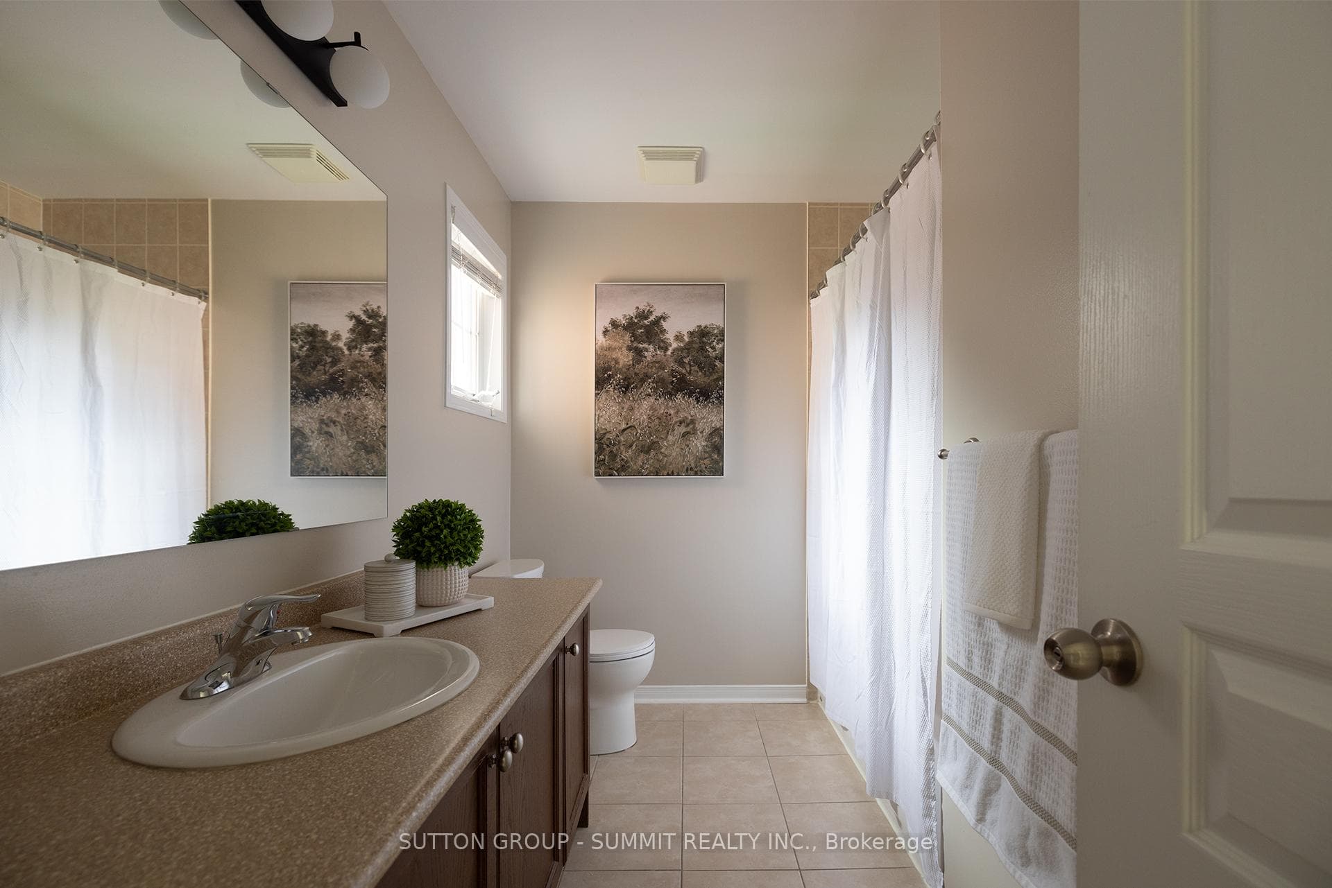 2423 Postmaster Drive photo 22