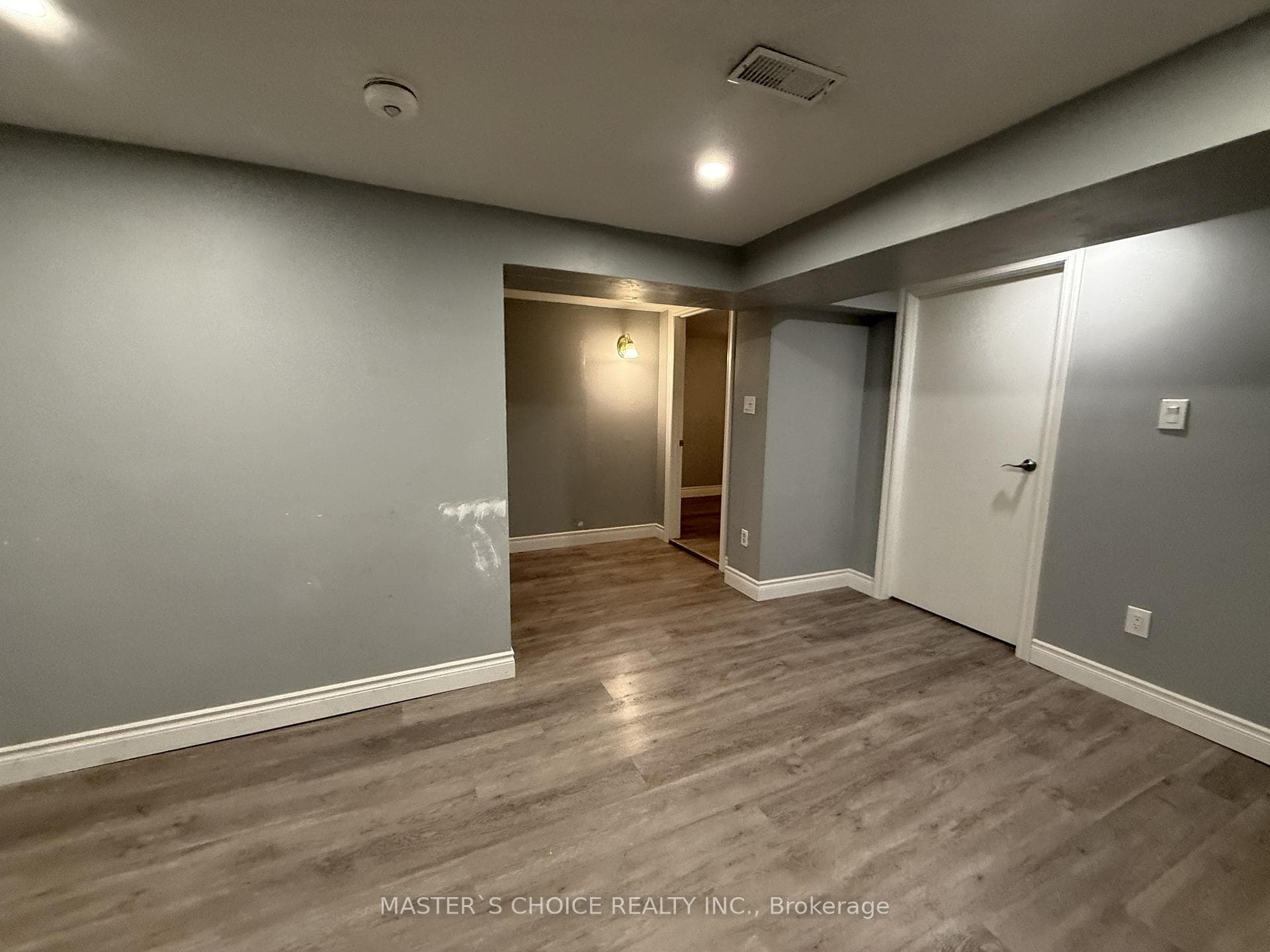 170 Orchard Hts Boulevard photo 6