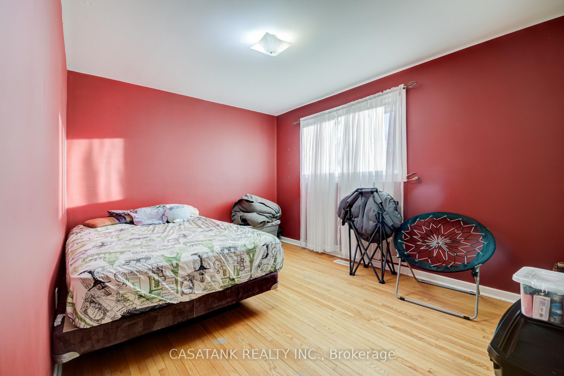 178 Tyler Avenue photo 11
