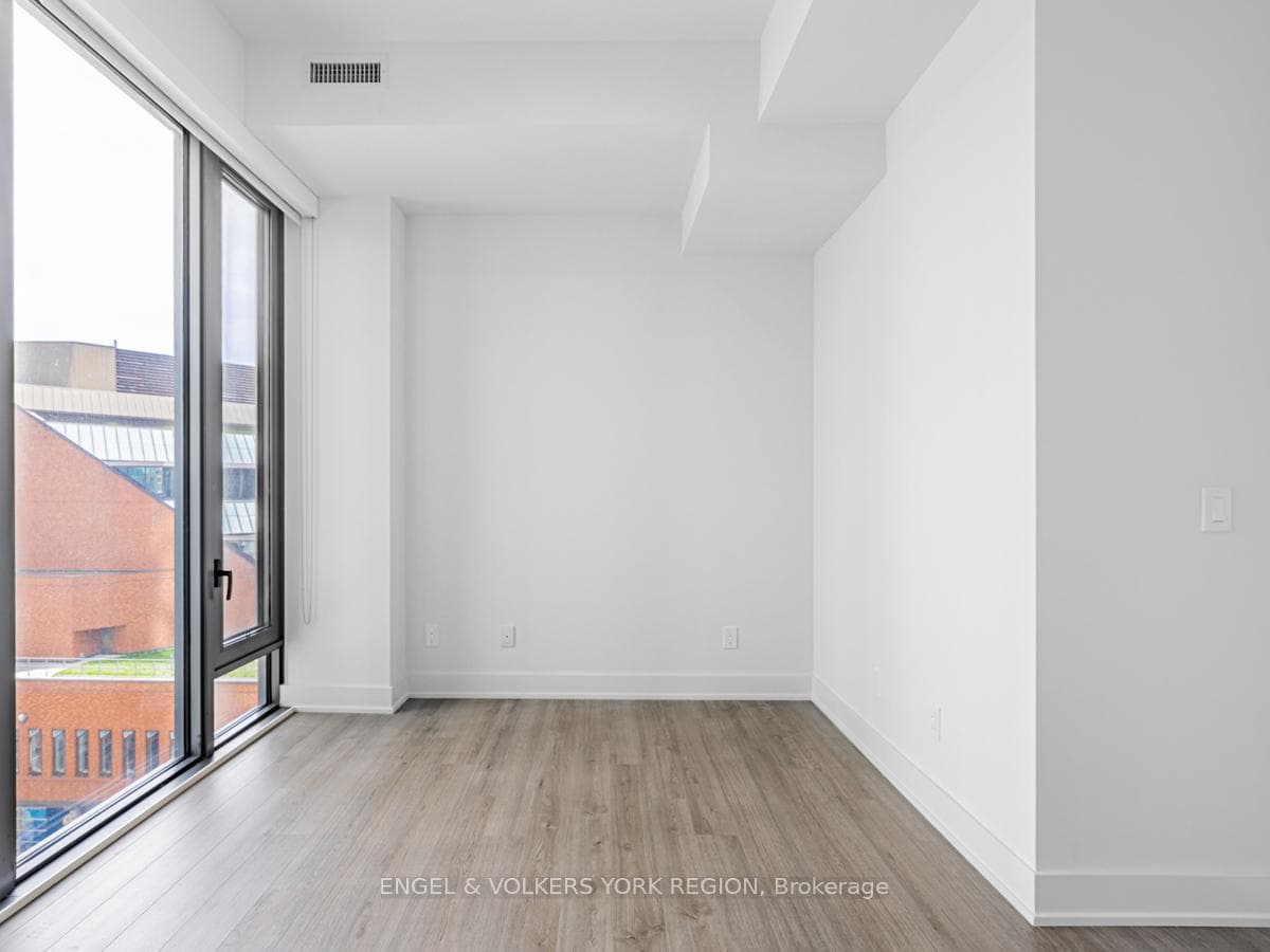 8 Cumberland Street Unit 708 photo 13