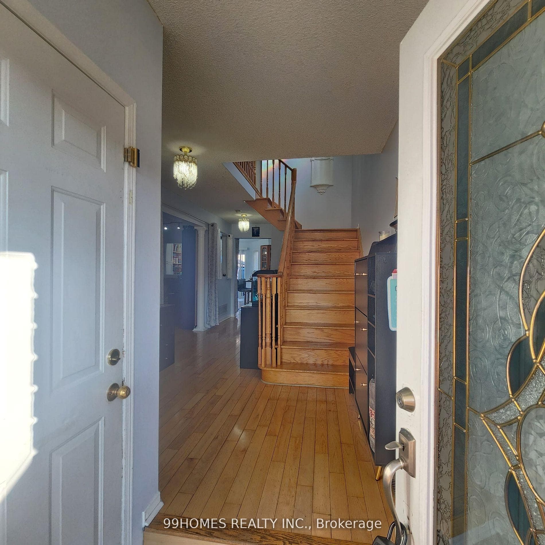 49 Olympia Crescent photo 4