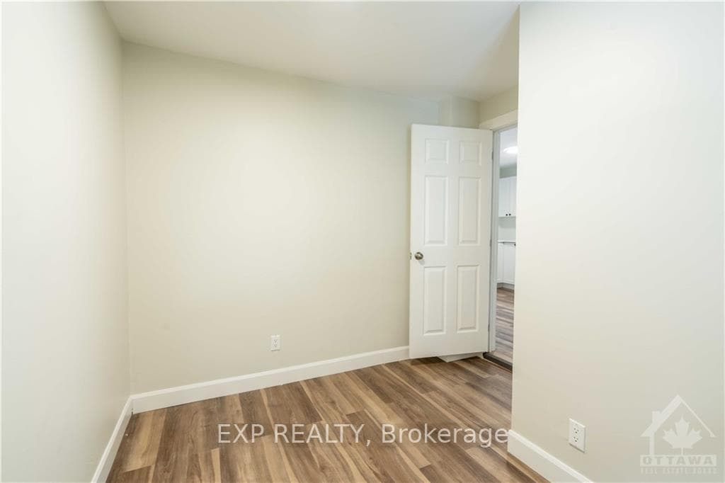 131 131A CARLETON Street photo 24