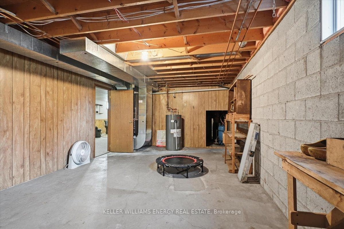 65 Irwin Road photo 27