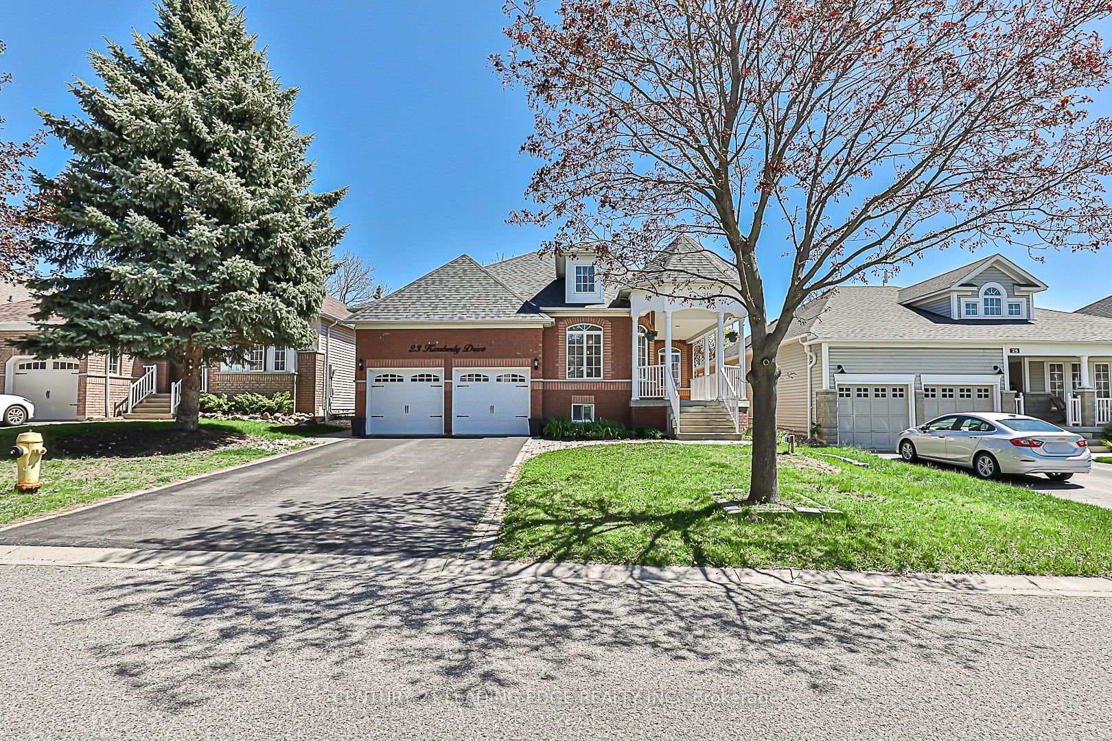23 Kimberly Drive photo 1