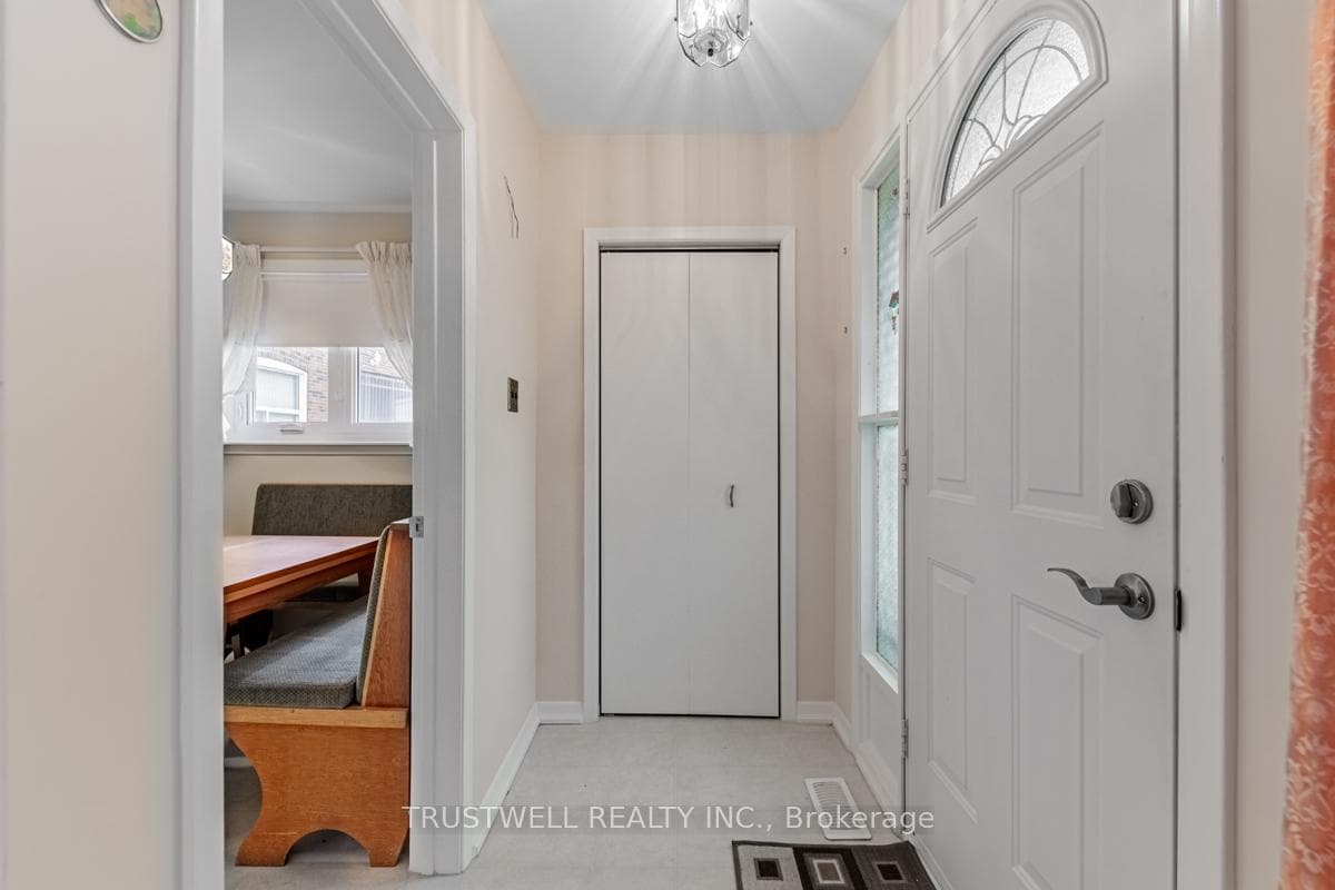 33 Grace Street photo 2