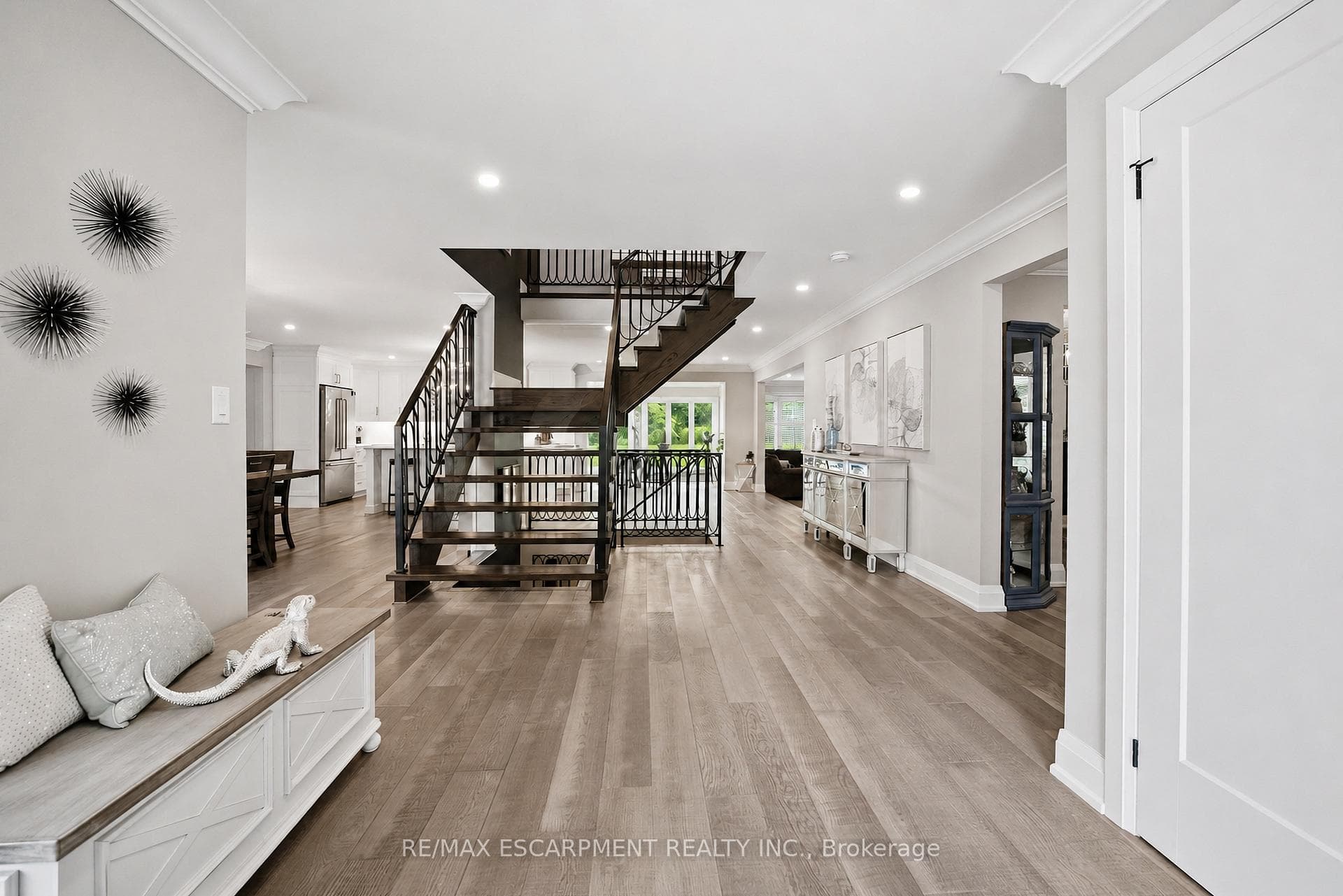 81 Flanders Drive photo 5