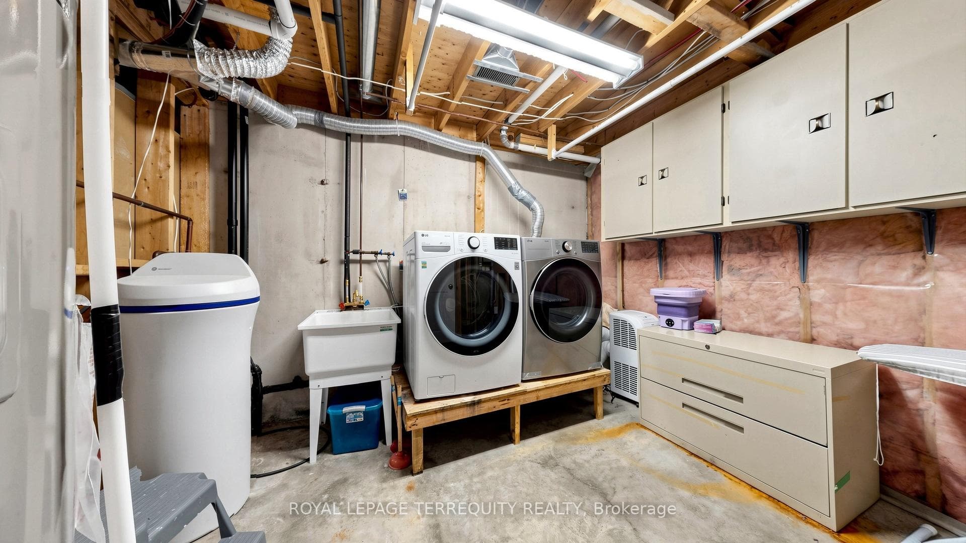 700 Champlain Boulevard Unit 2 photo 41