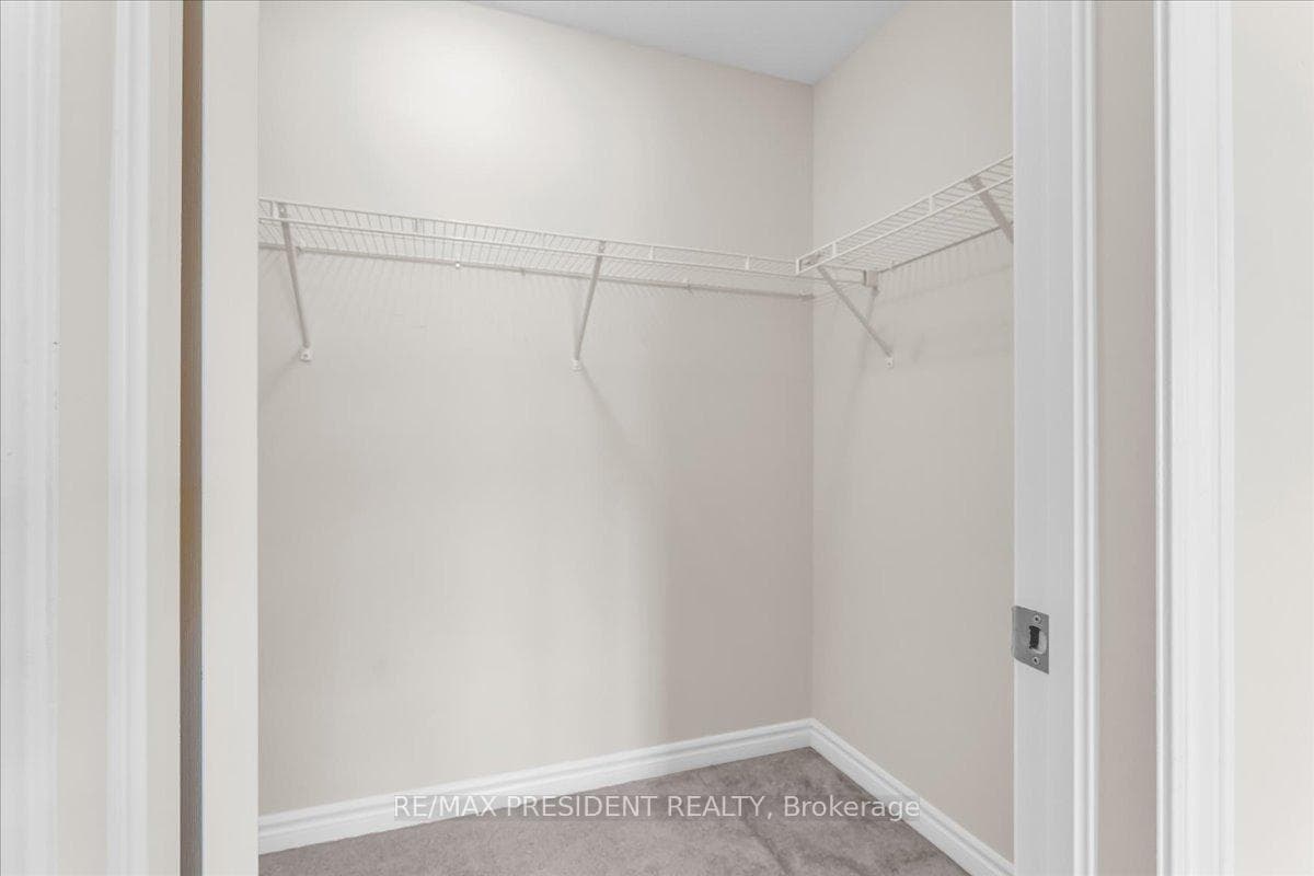 105 Eva Drive photo 22