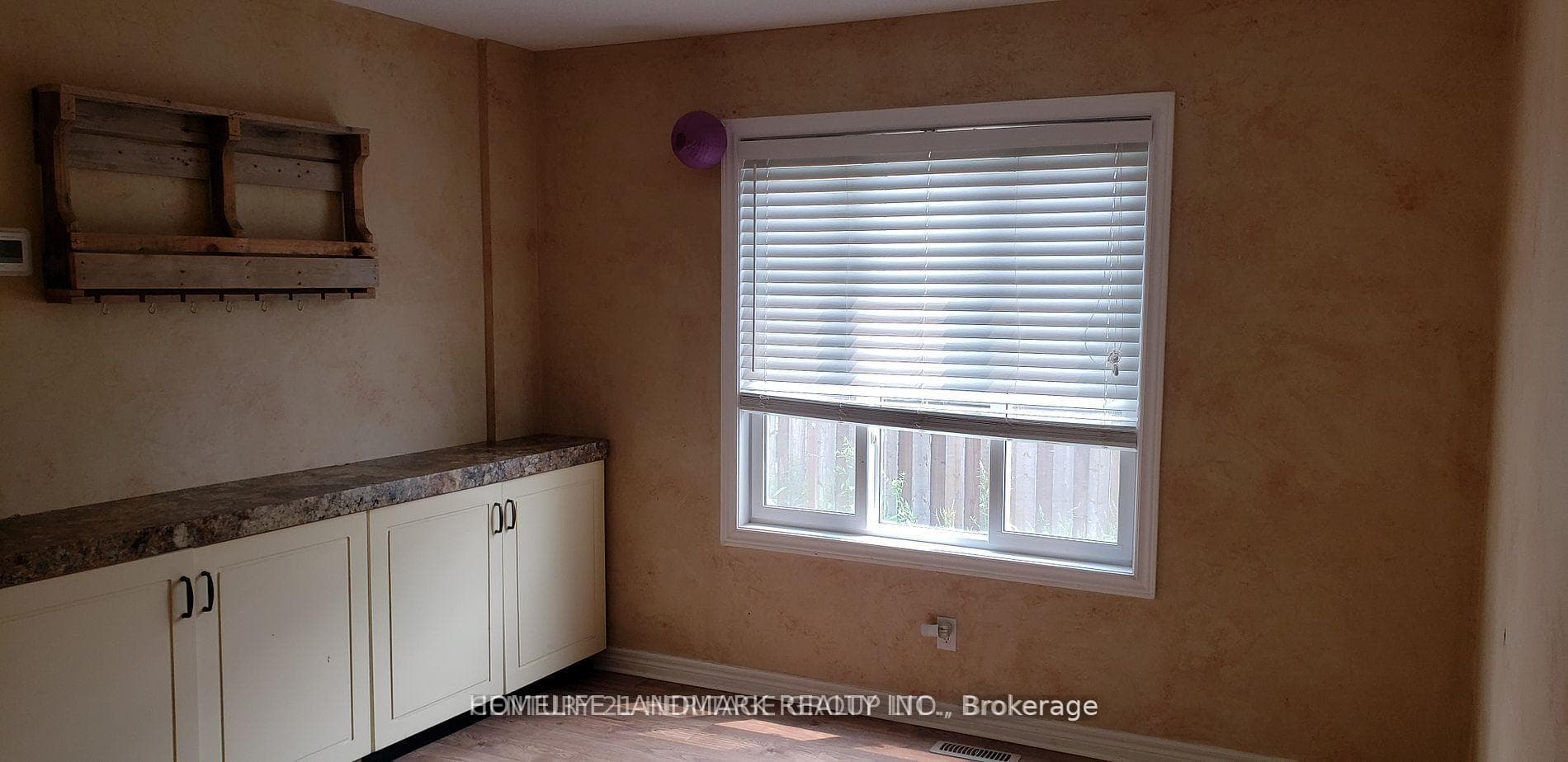131 Ferndale Drive photo 12
