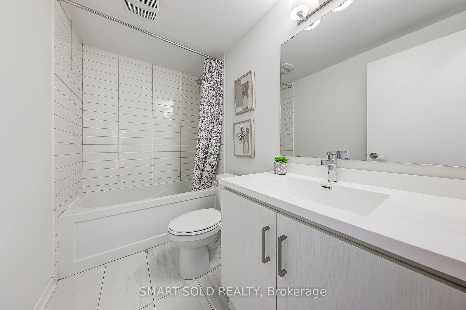 10 Almond Blossom Mews Unit 110 photo 13