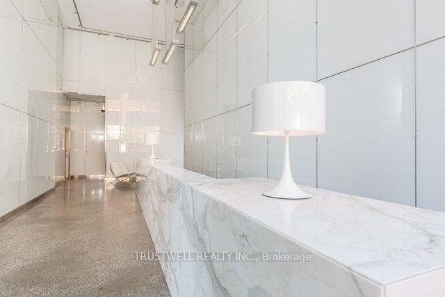 138 Princess Street Unit 1211 photo 14