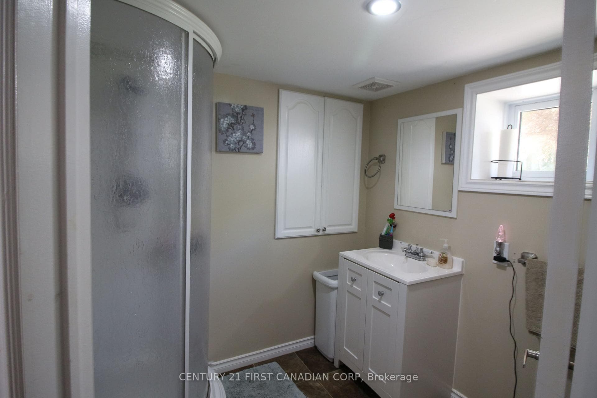 190 Norton Avenue photo 26