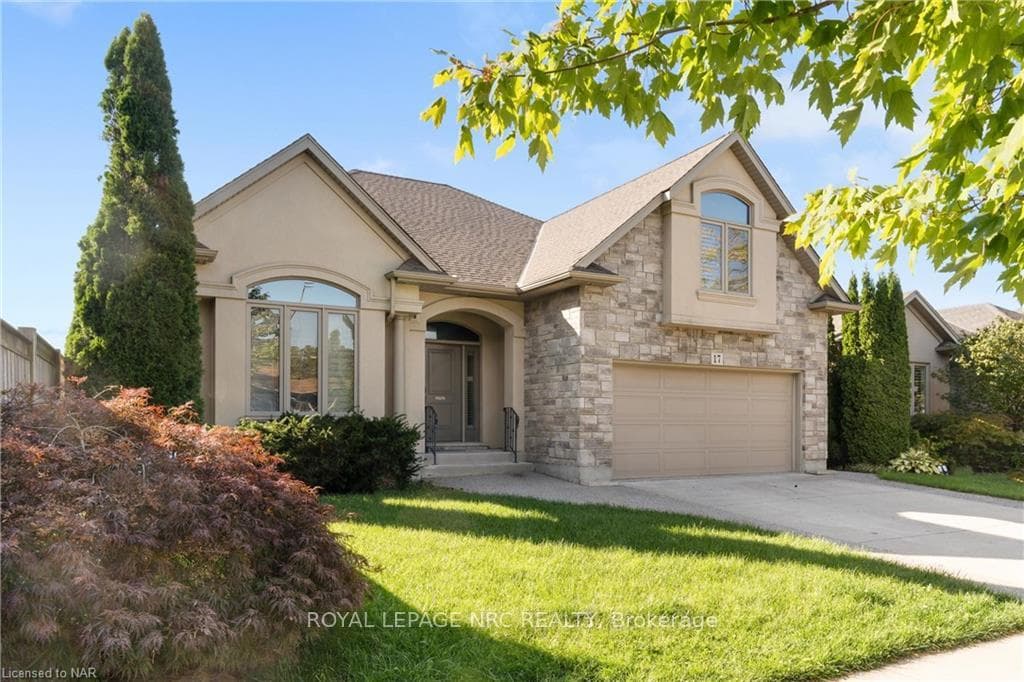 17 WILLCHER Drive photo 1