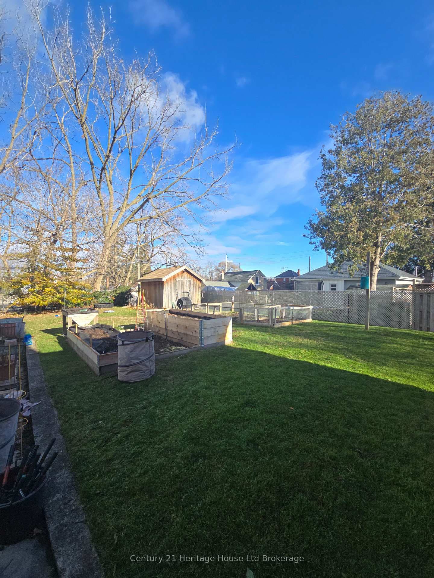 657 Frances Street photo 7