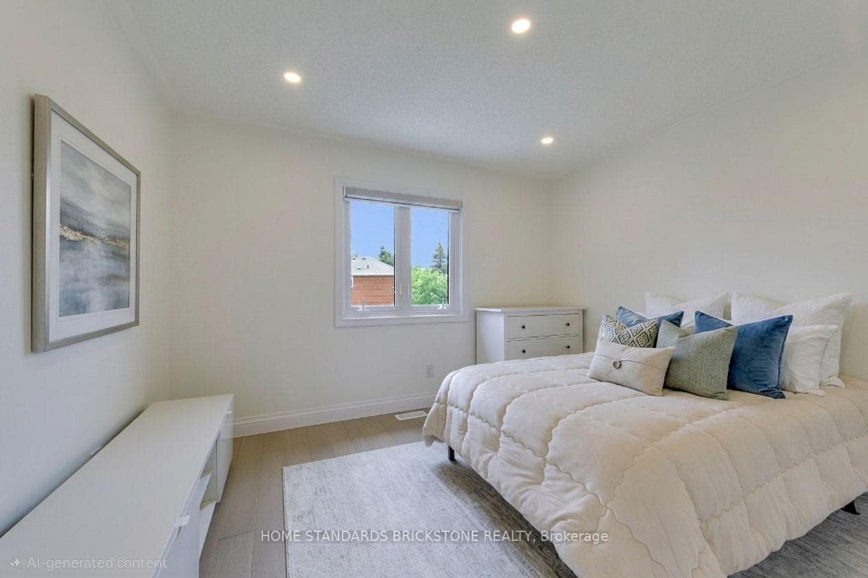 15 Samuel Crescent photo 27