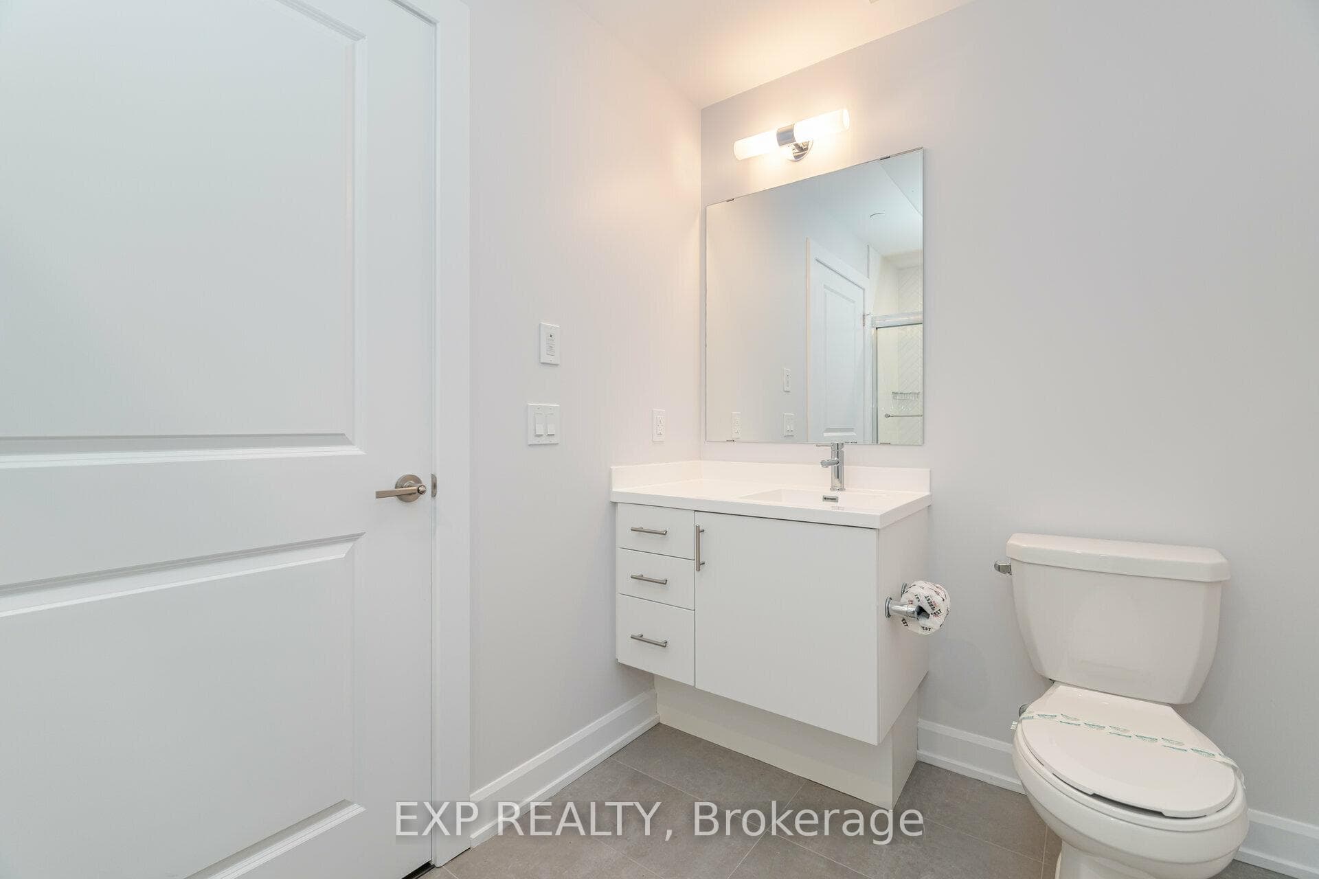 3220 William Coltson Avenue Unit 826 photo 27