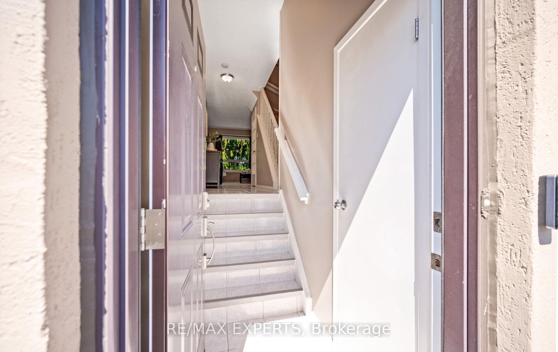 161 Moregate Crescent Unit 15 photo 5