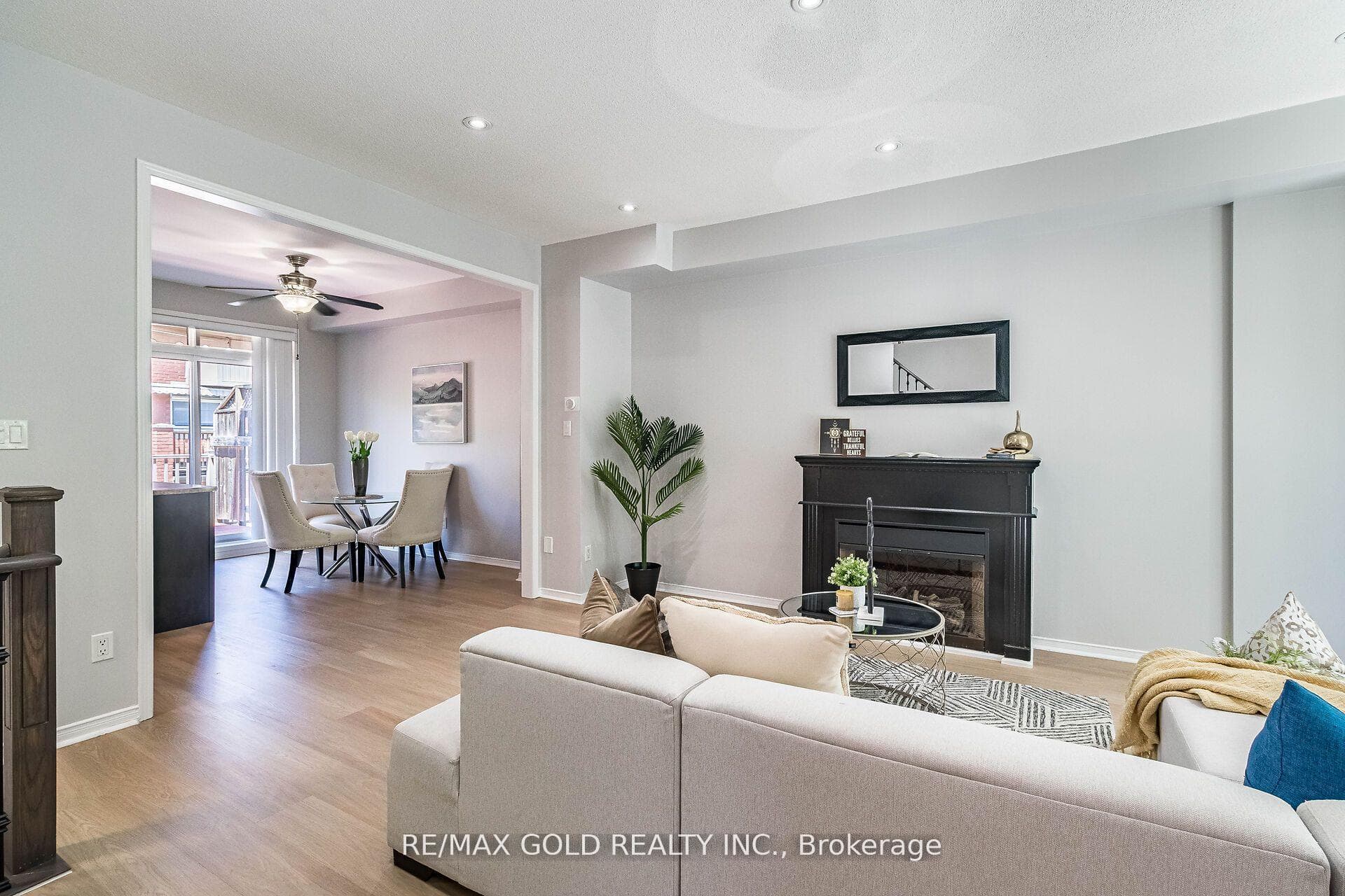 42 Stagecoach Circle photo 10
