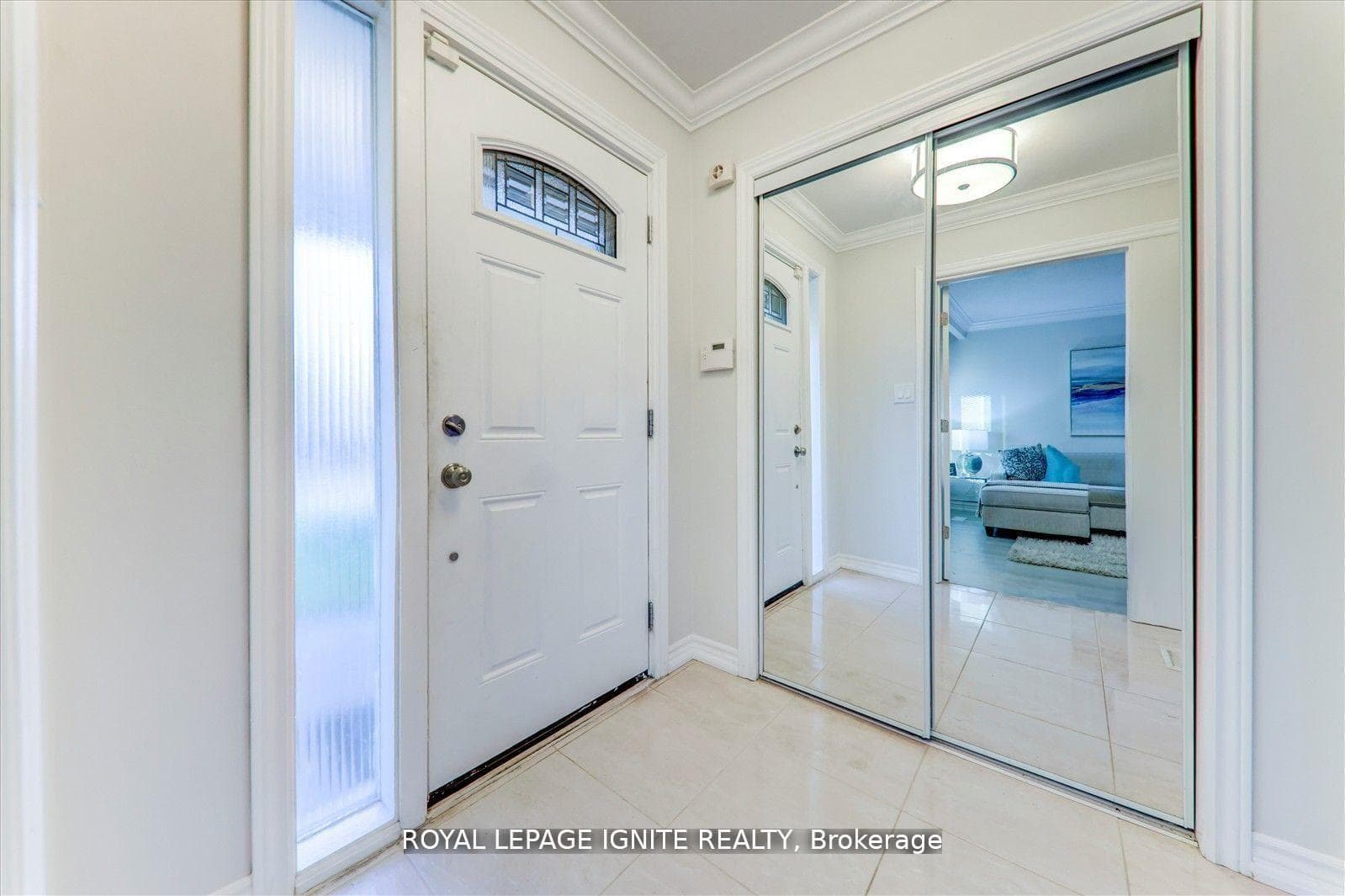 4010 Ellesmere Road Unit Main photo 2