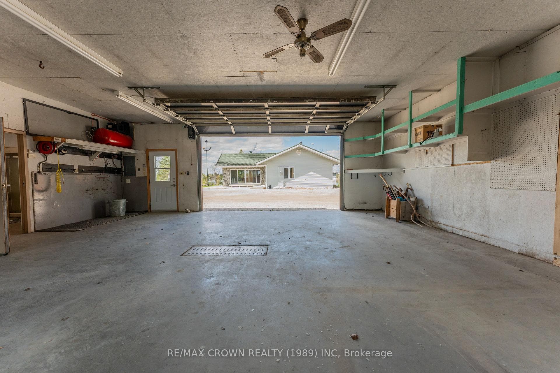 17 Park Avenue photo 31