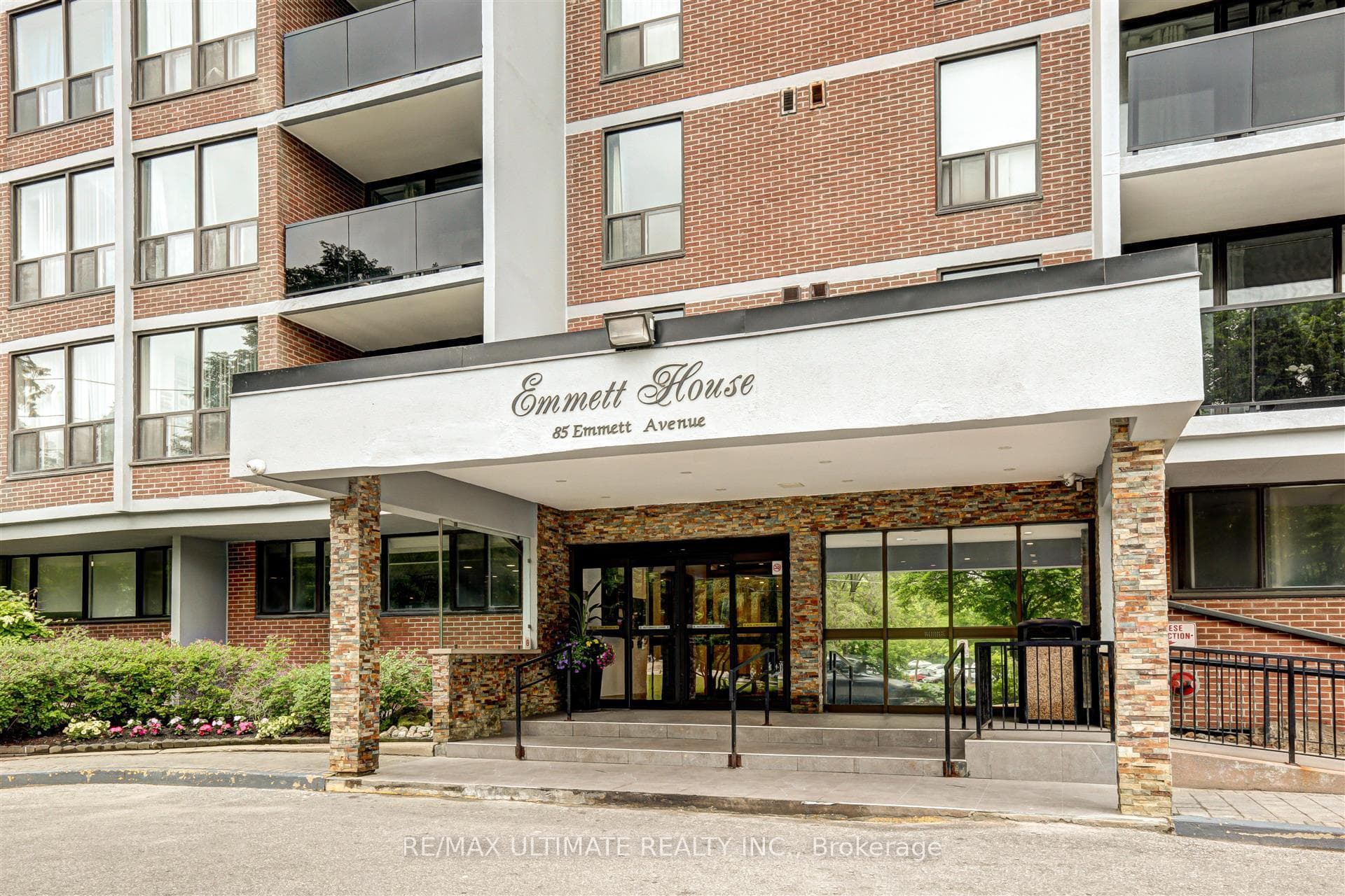 85 Emmett Avenue Unit 2406 photo 2