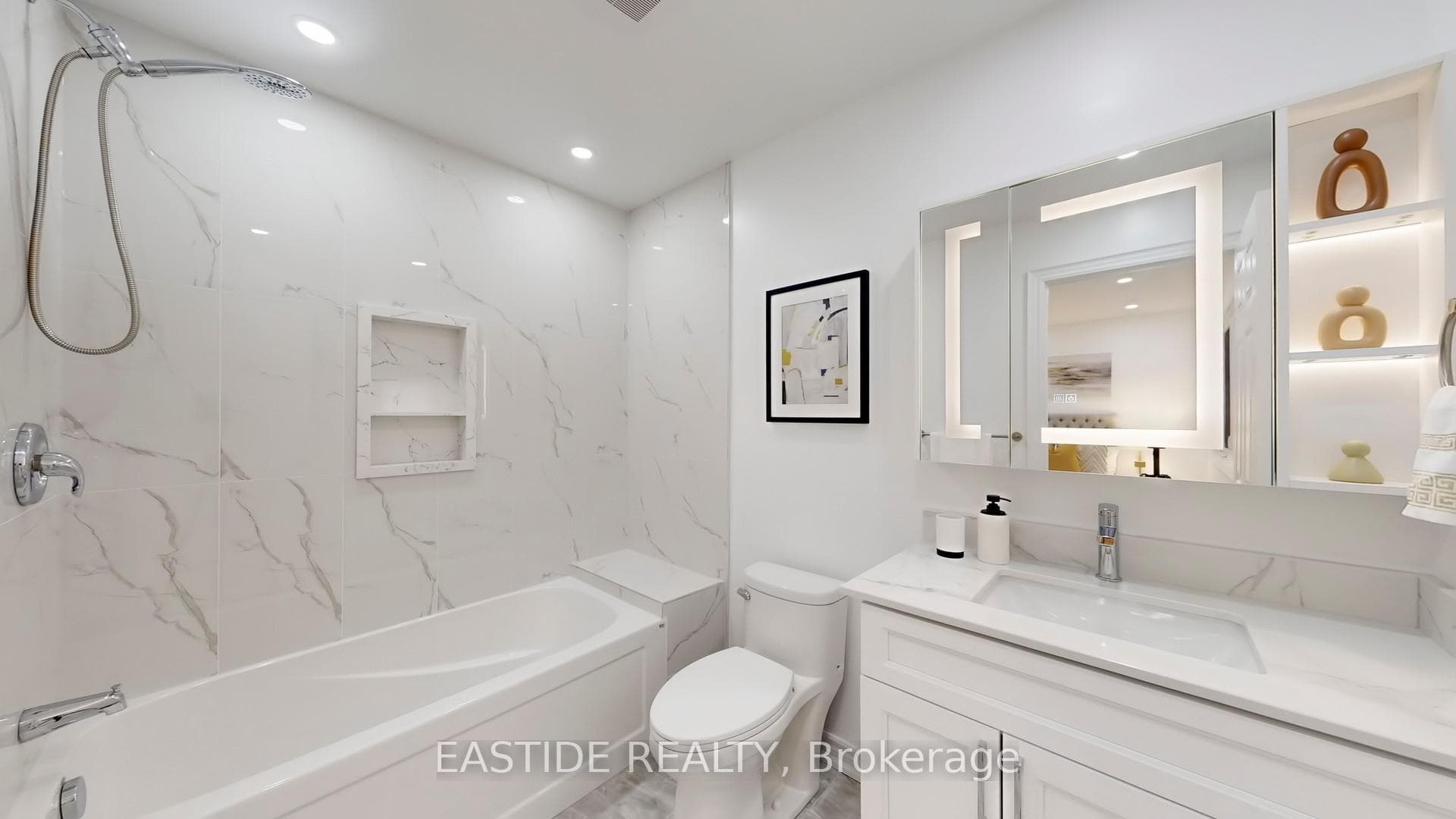 202 Queensdale Avenue photo 27
