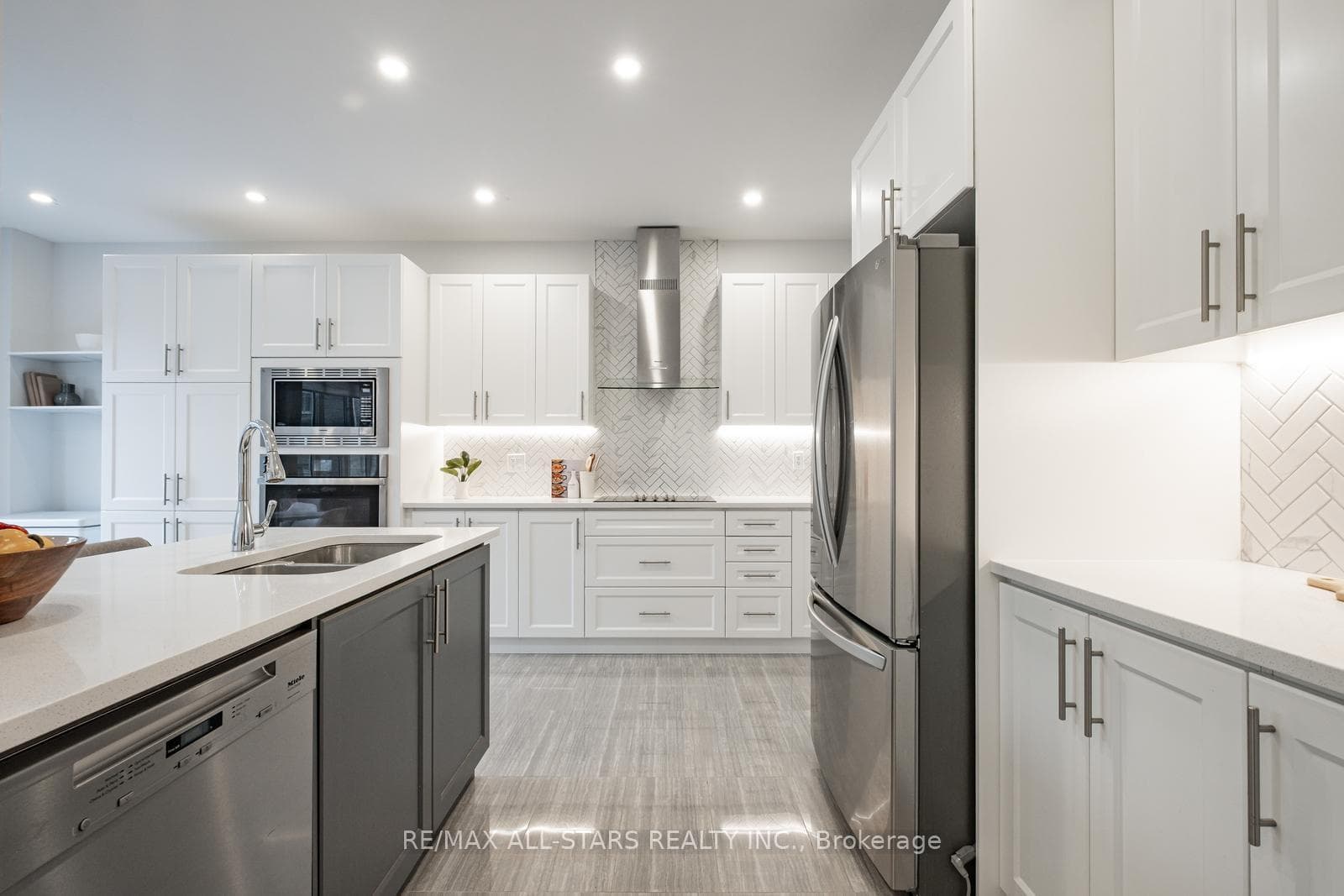 252 Busato Drive photo 17