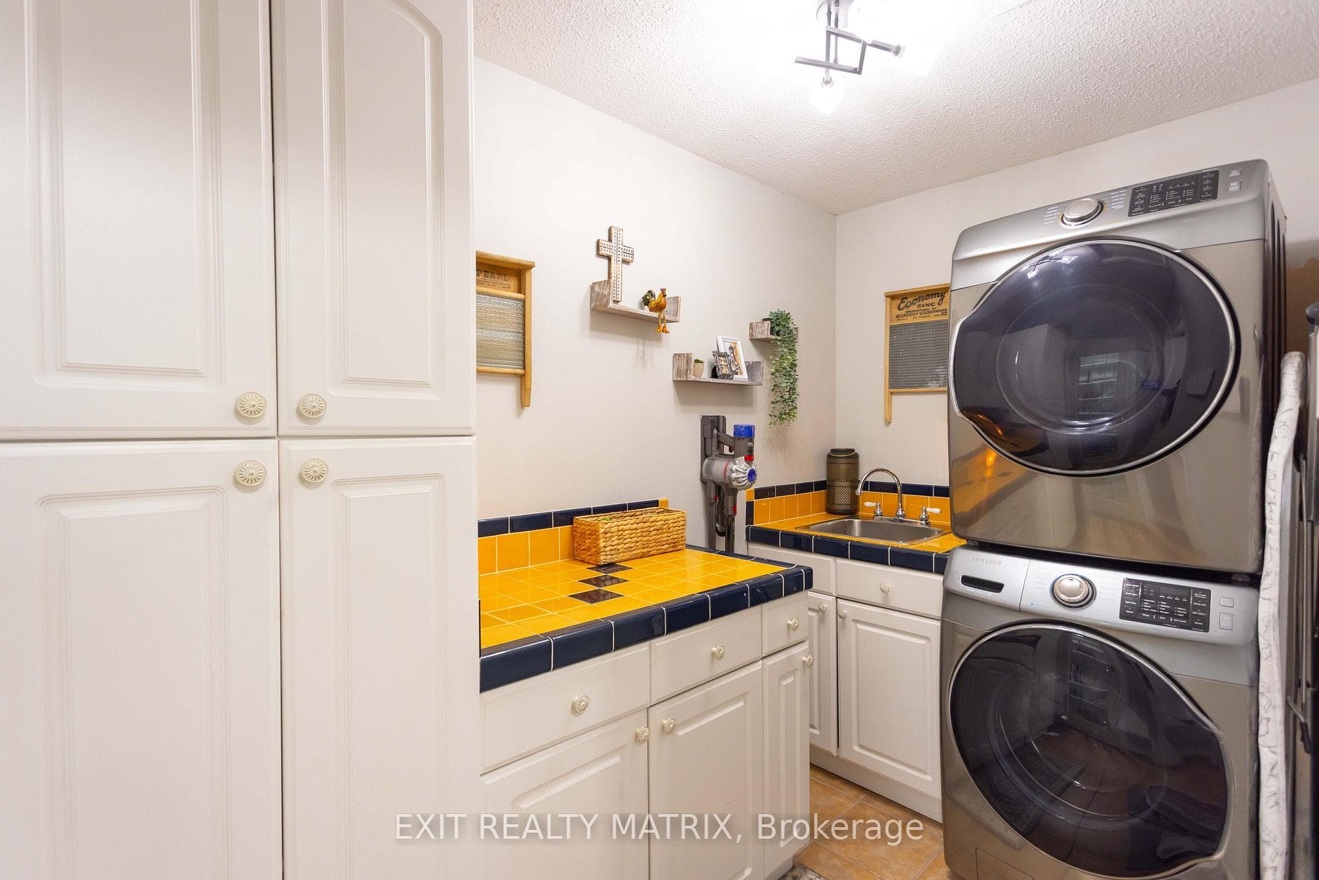 8399 Rowan Drive photo 24