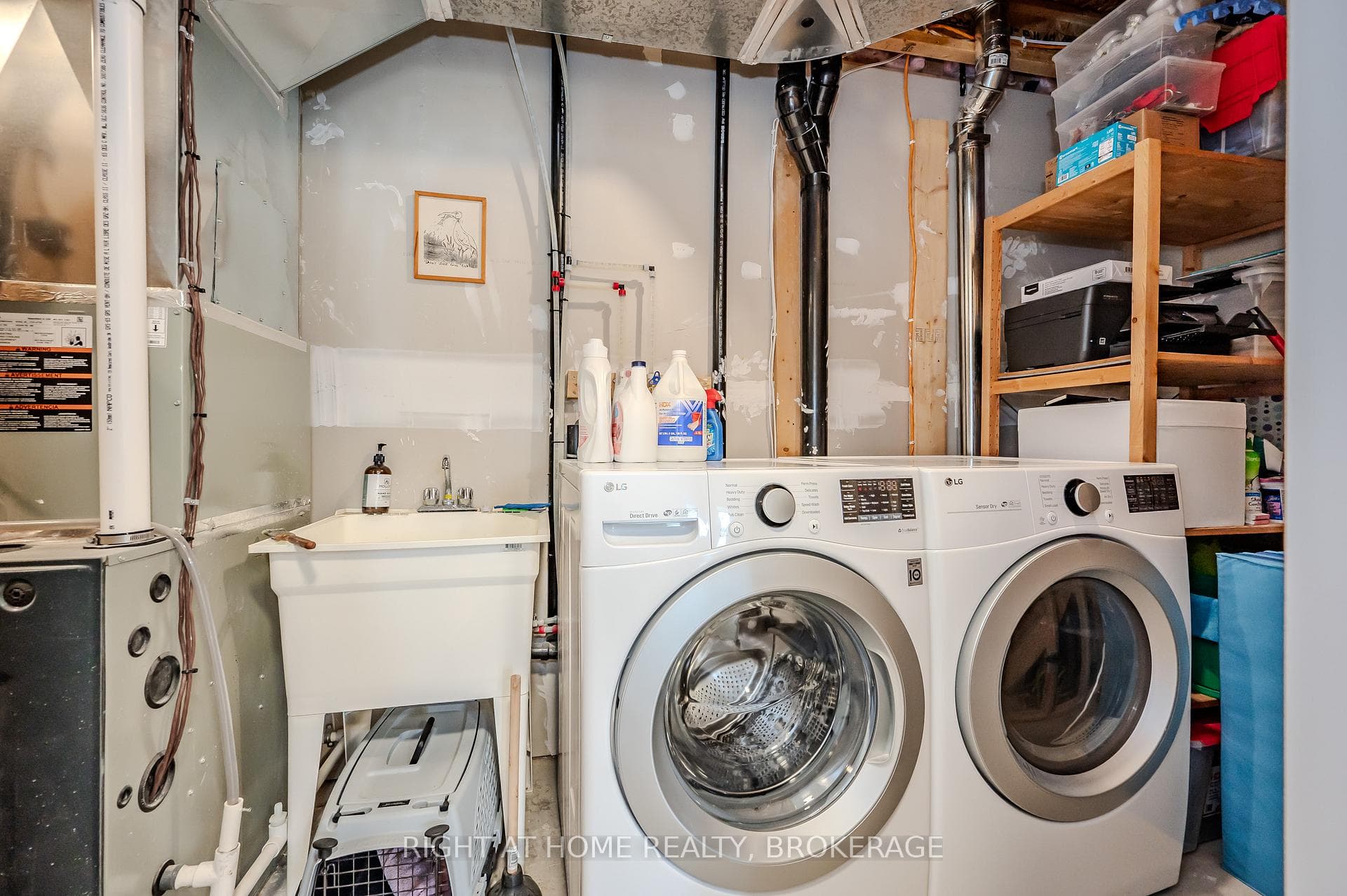 311 WOOLWICH Street Unit 11 photo 33