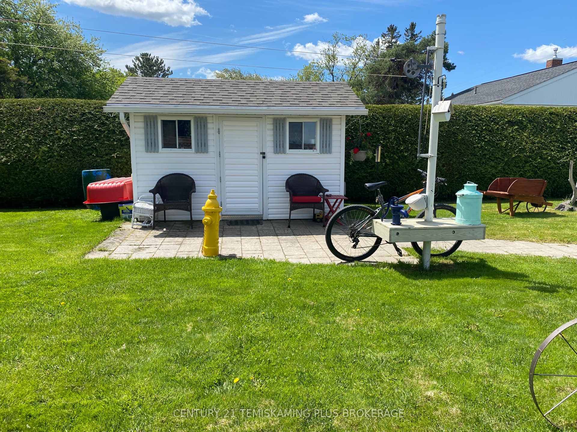 249 Rebecca Street photo 3