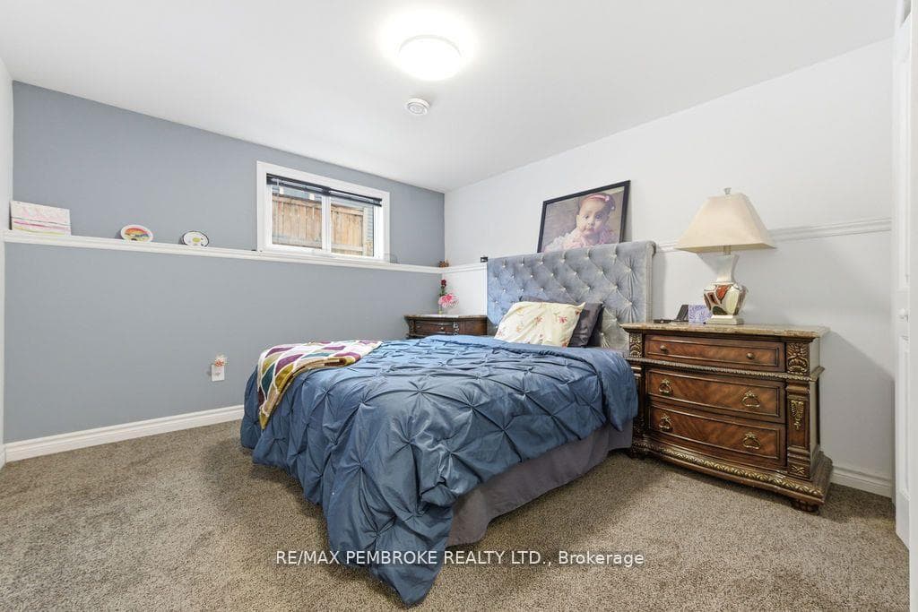 21A East Street photo 29