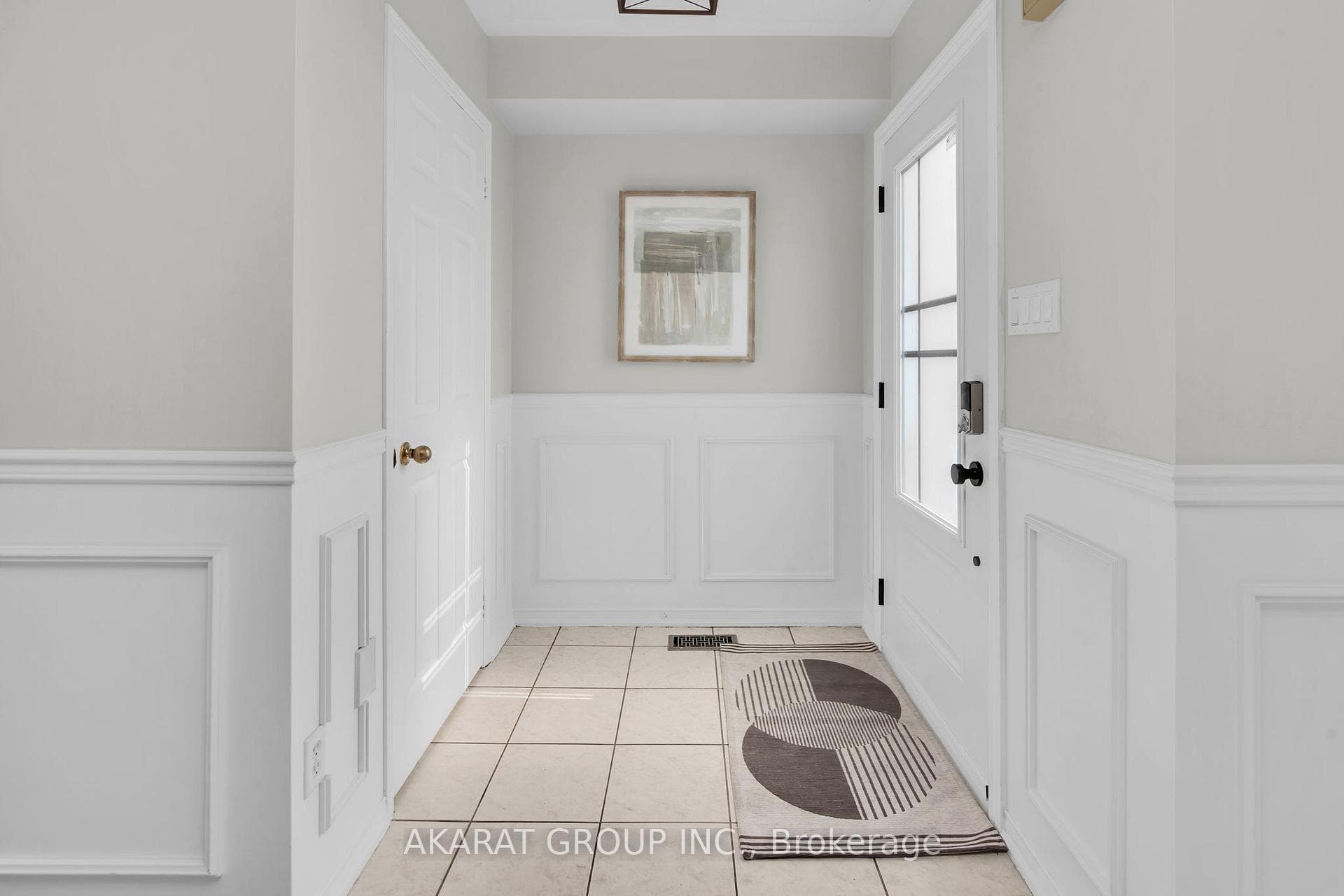 75 Gatwick Drive photo 3