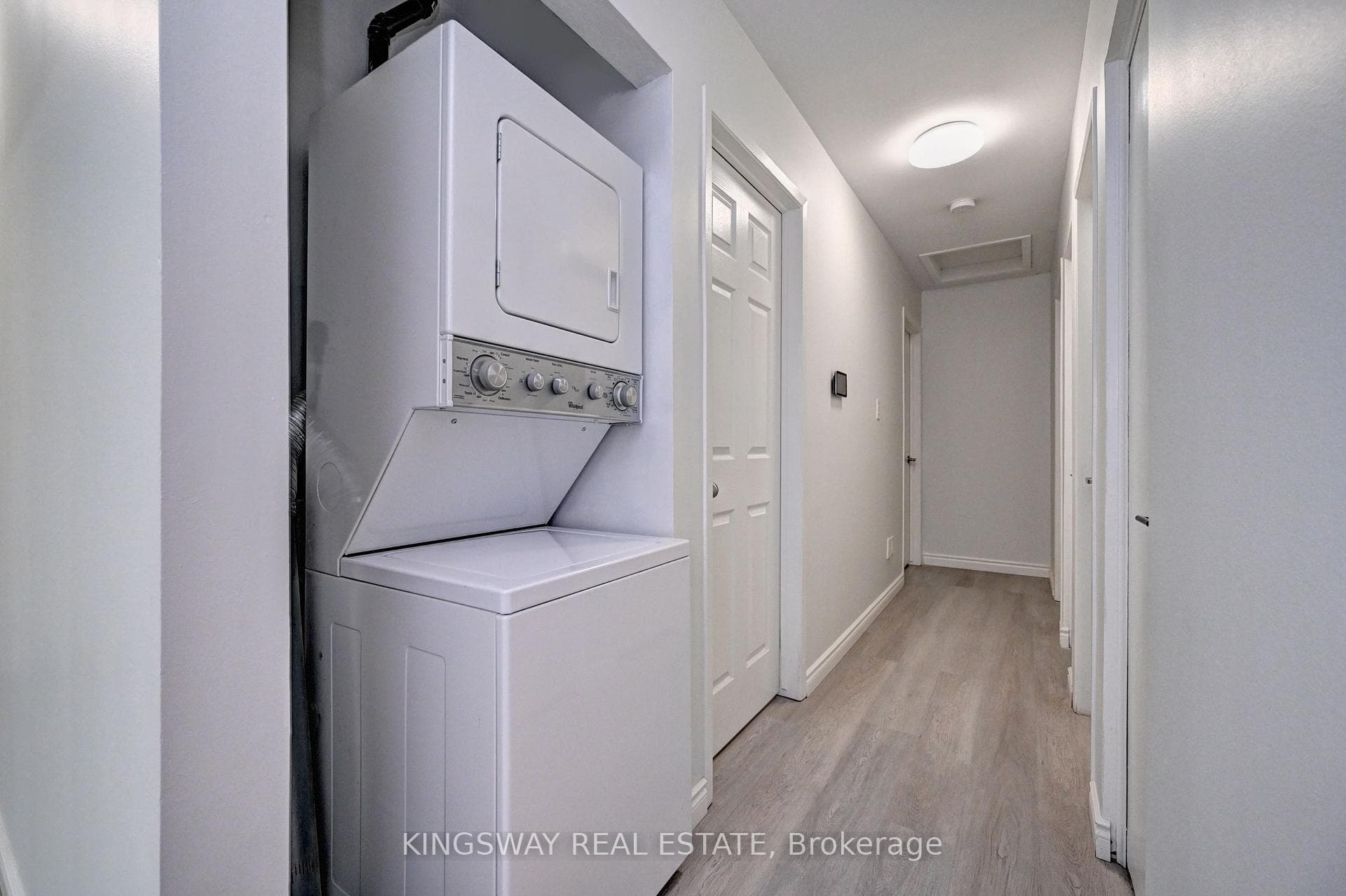 300 BLACKWELL Drive photo 18