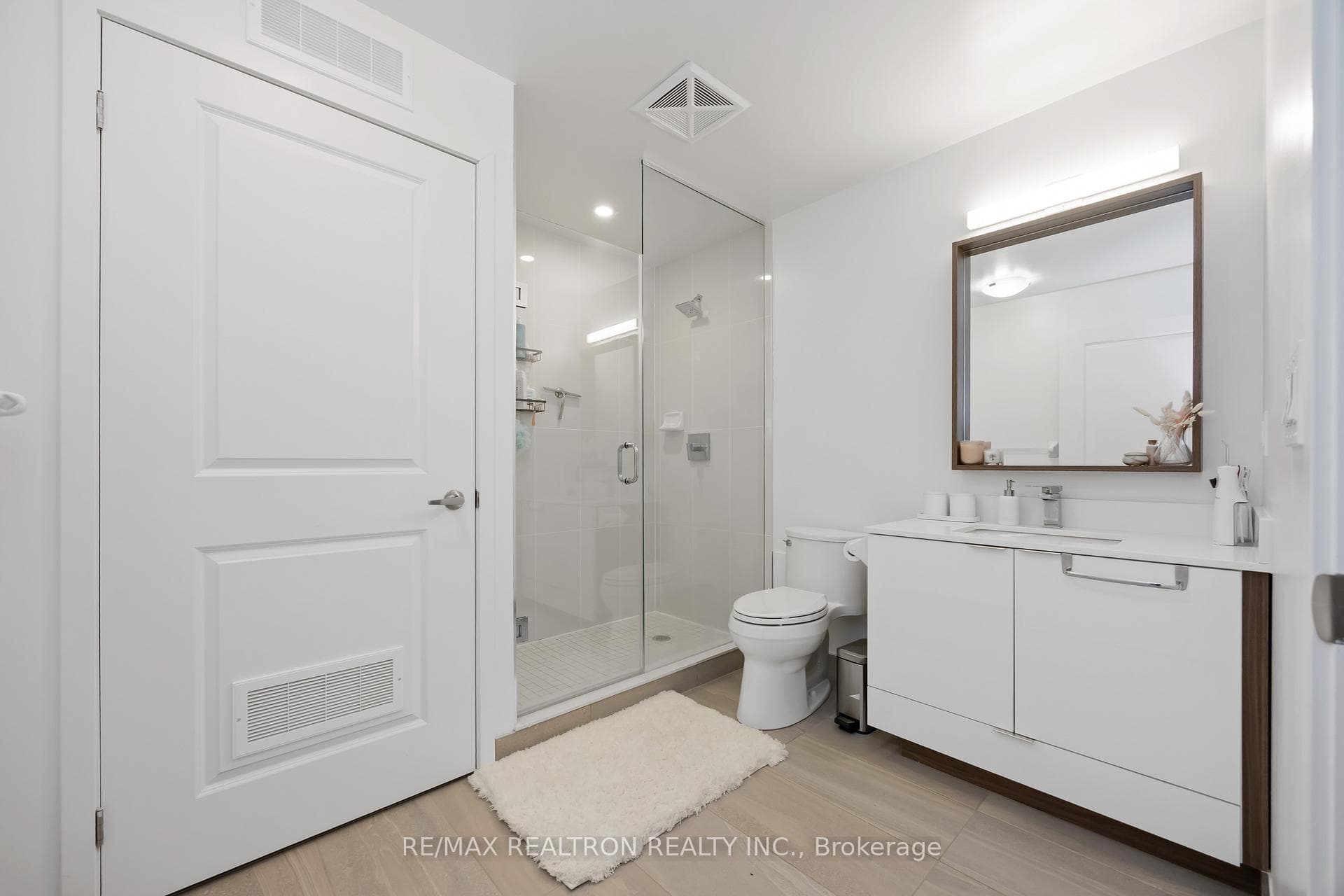 543 Richmond Street Unit 324 photo 16
