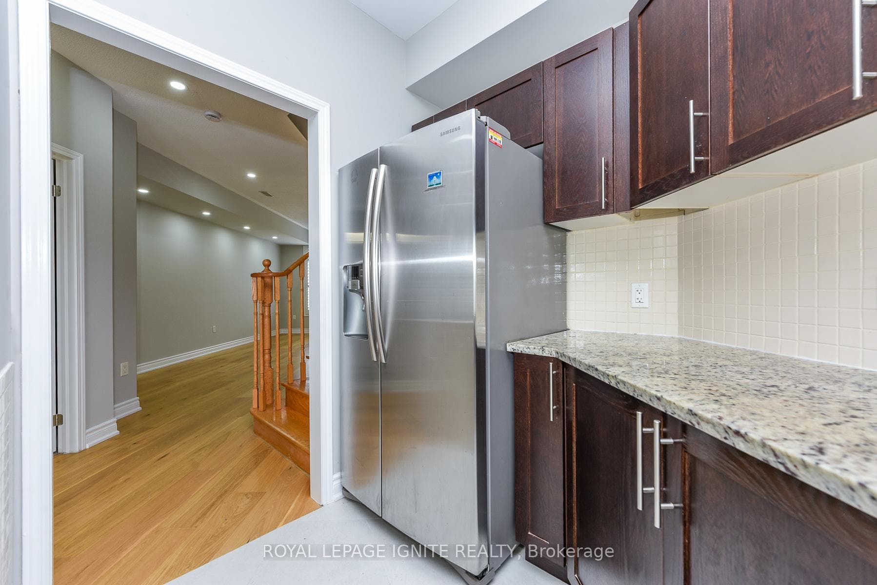 52 Harpreet Circle photo 25