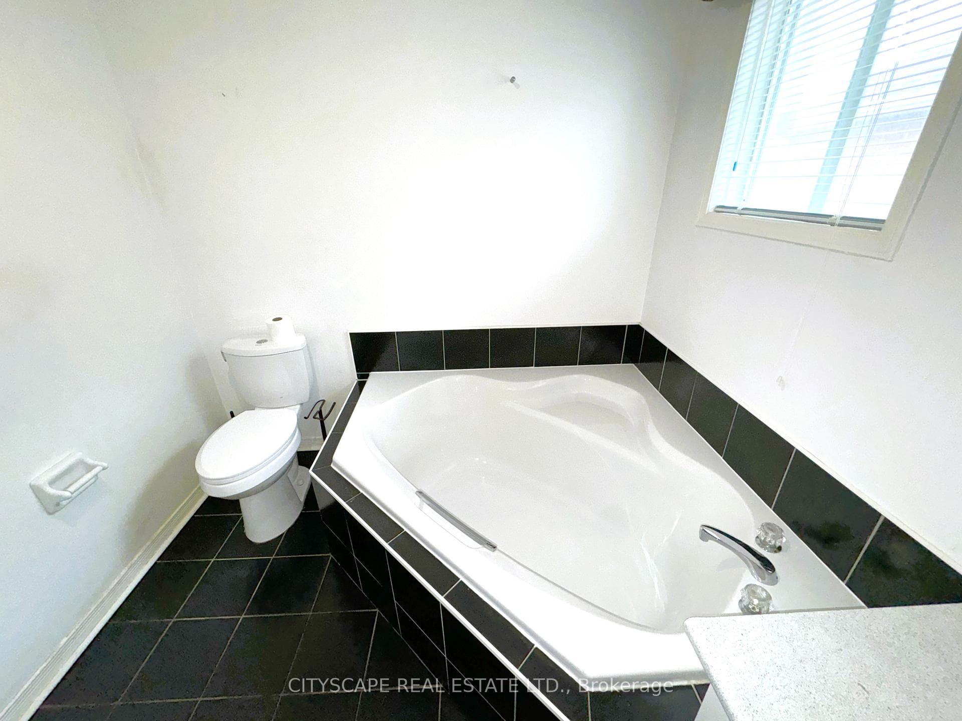 Primary Bedroom 4pc Ensuite
