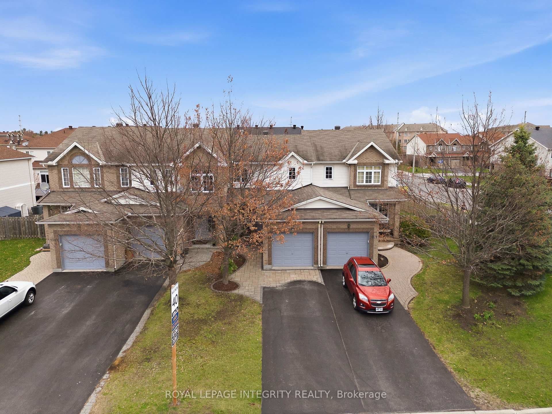 1073 Brasseur Crescent photo 30