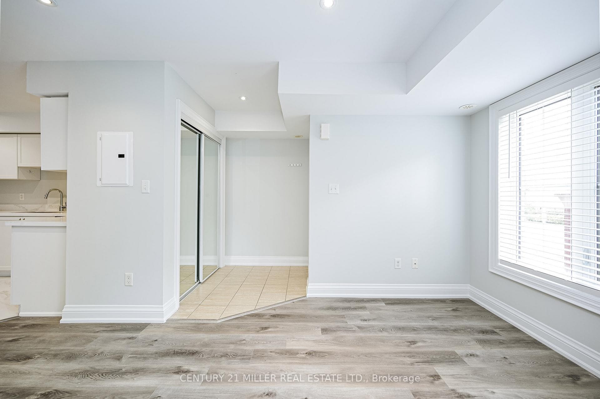 43 Hays Boulevard Unit 2 photo 3