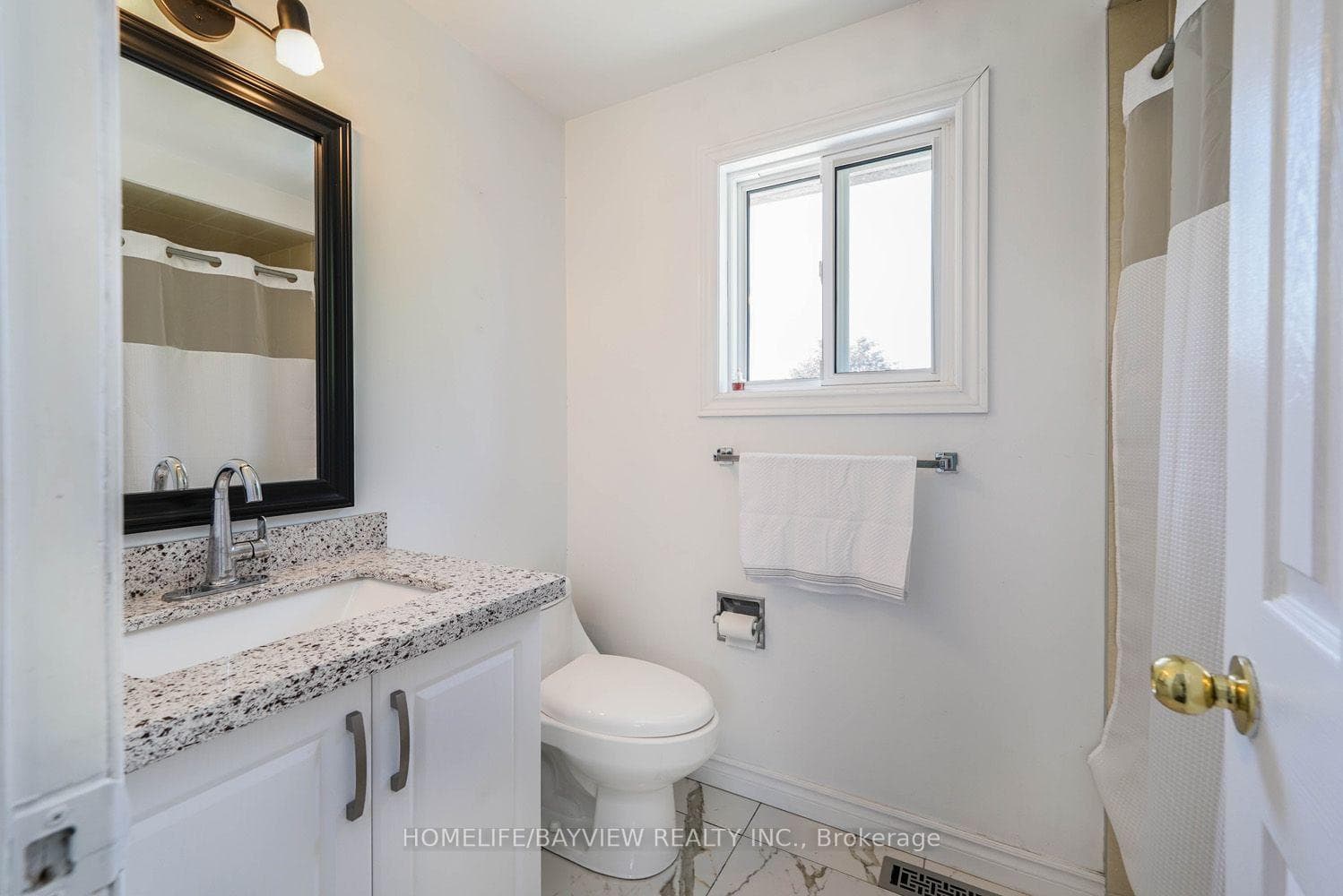 513 Bristol Road photo 41