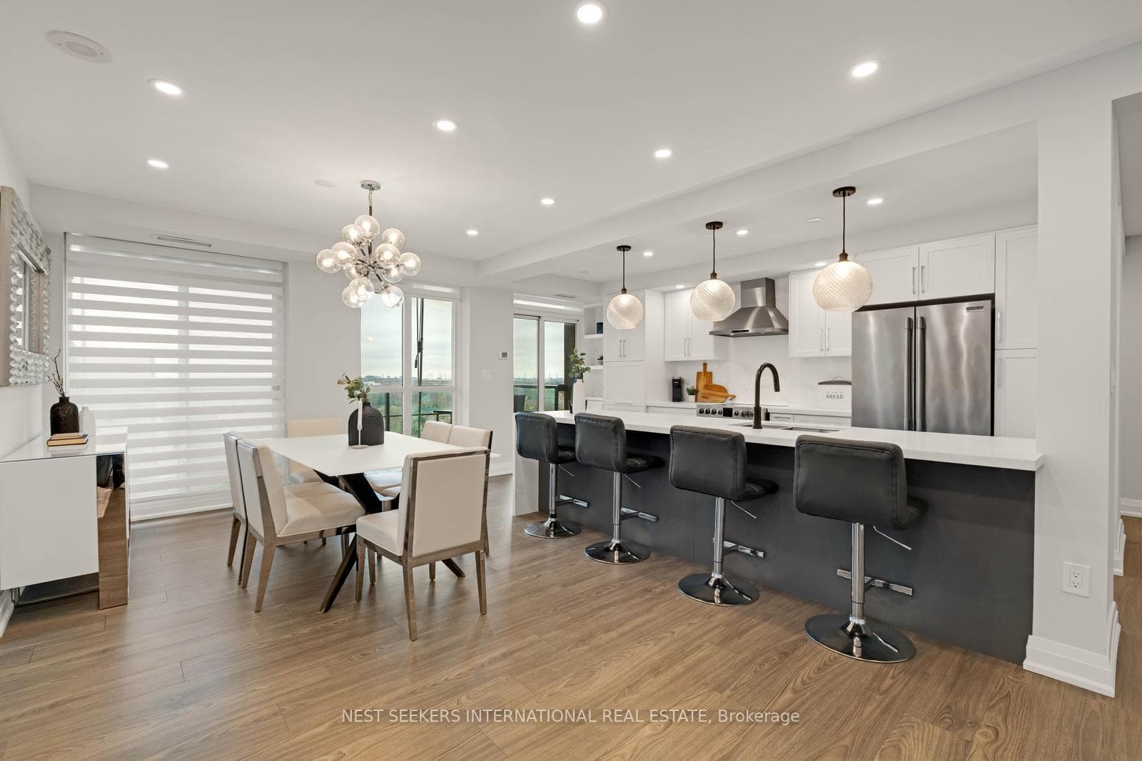 100 Promenade Circle Unit 701 photo 12