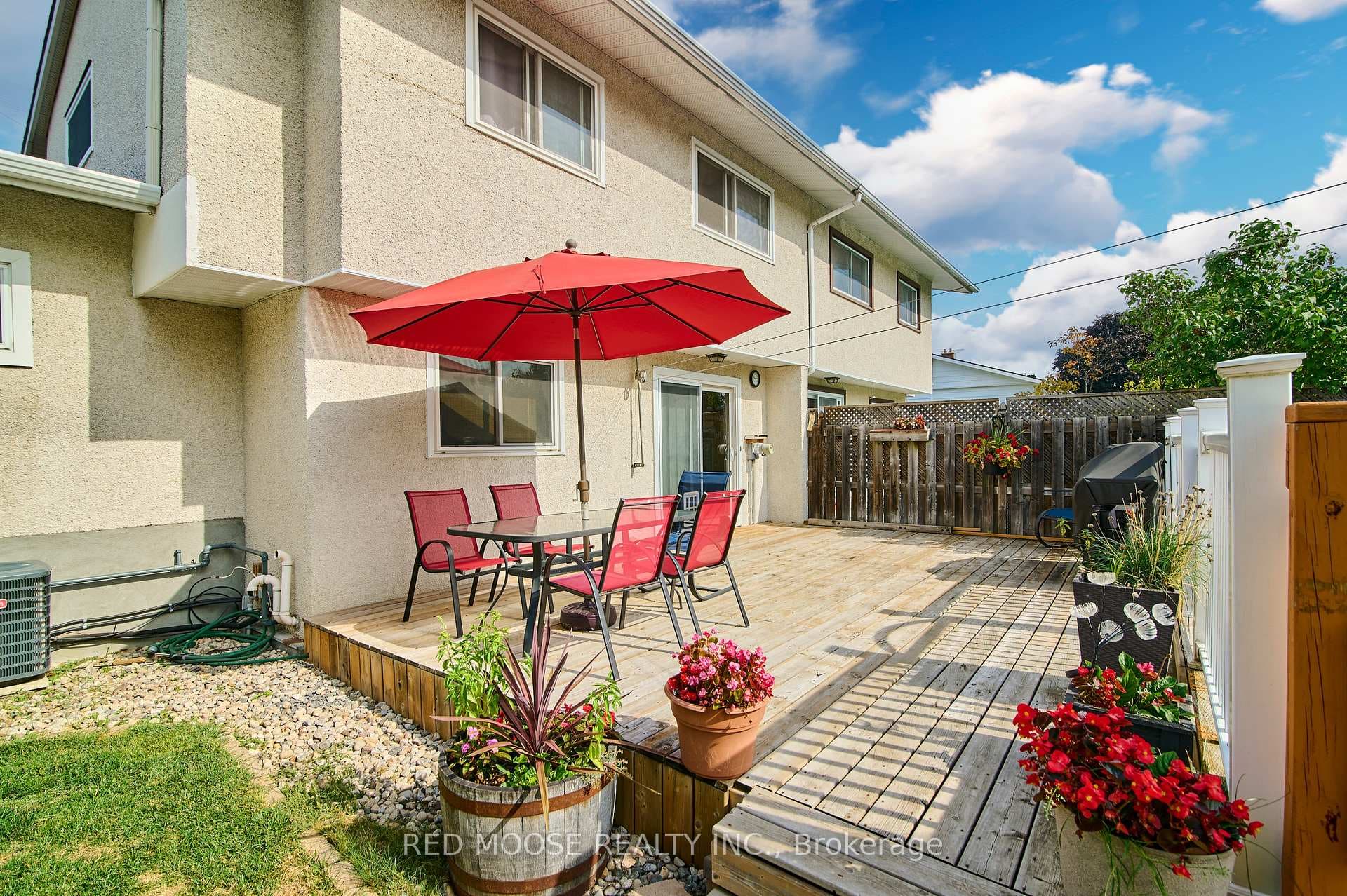 110 Woodfield Drive photo 35