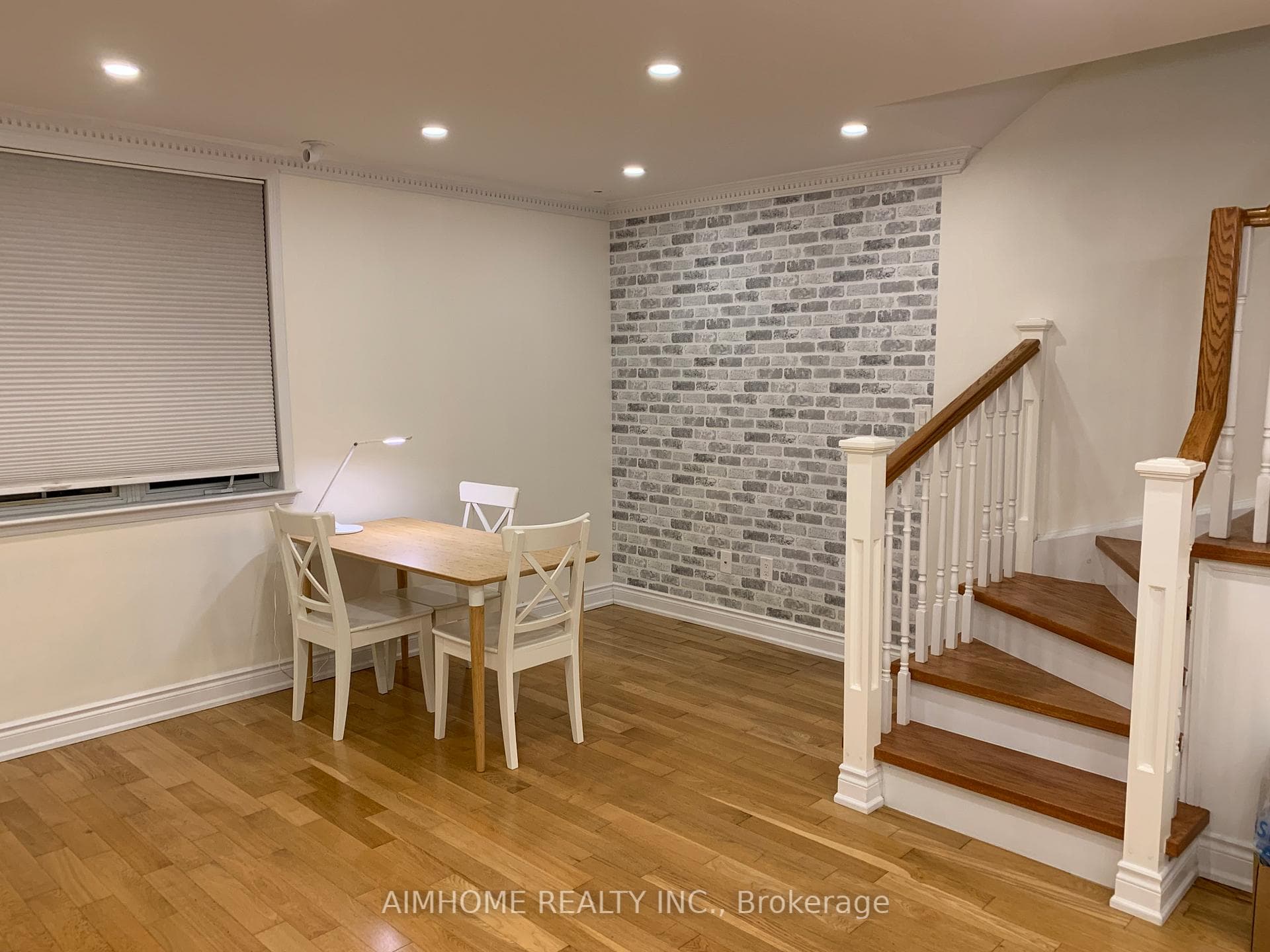 108 Finch Avenue Unit C17 photo 5