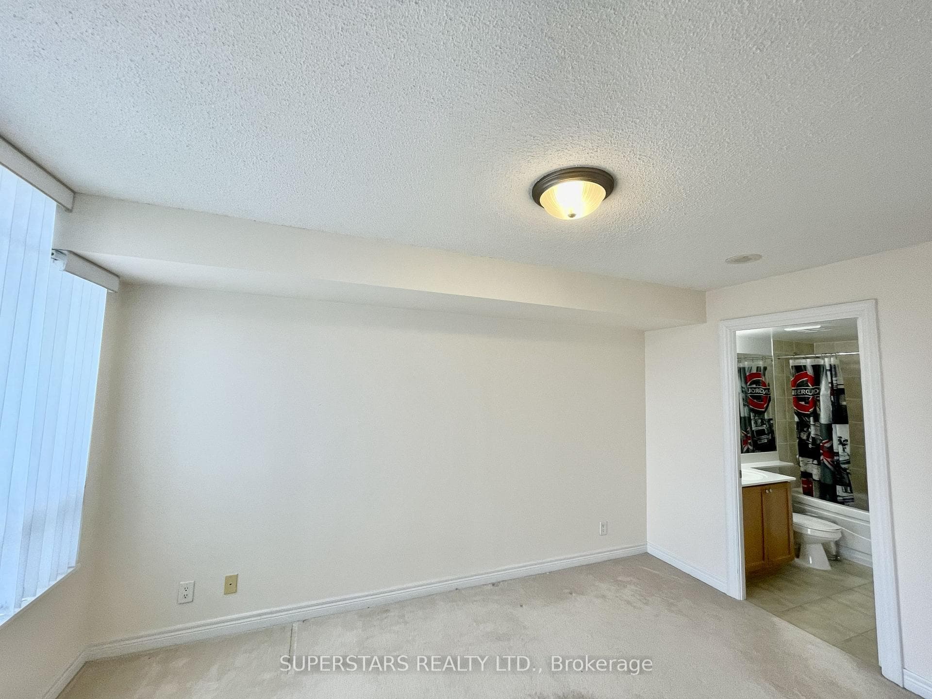 33 Cox Boulevard Unit 1128 photo 11