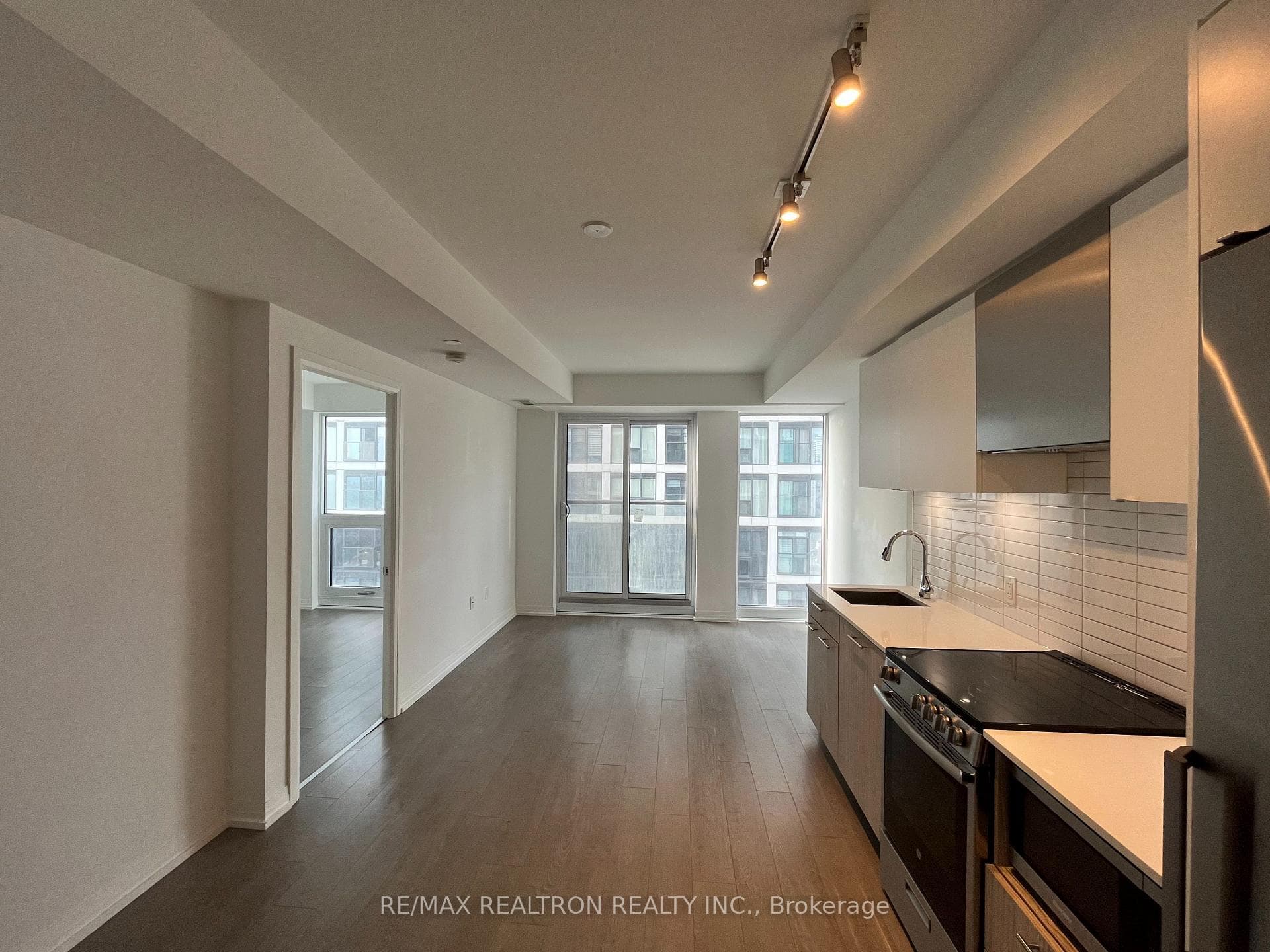 251 Jarvis Street Unit 2404 photo 23