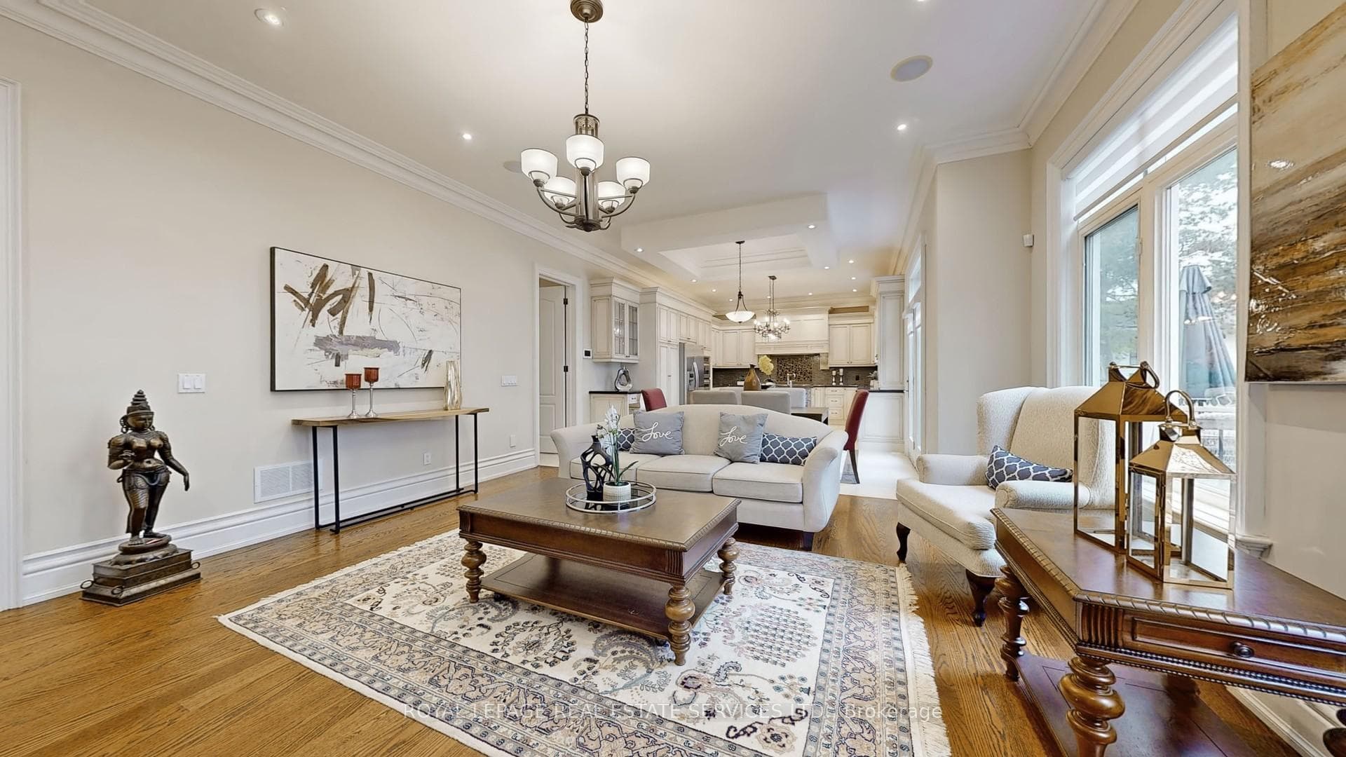 2B Carluke Crescent photo 7